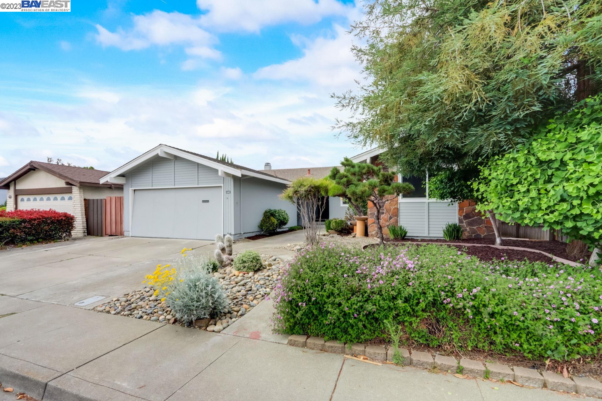 Detail Gallery Image 1 of 1 For 35847 Caxton Pl, Fremont,  CA 94536 - 4 Beds | 2 Baths