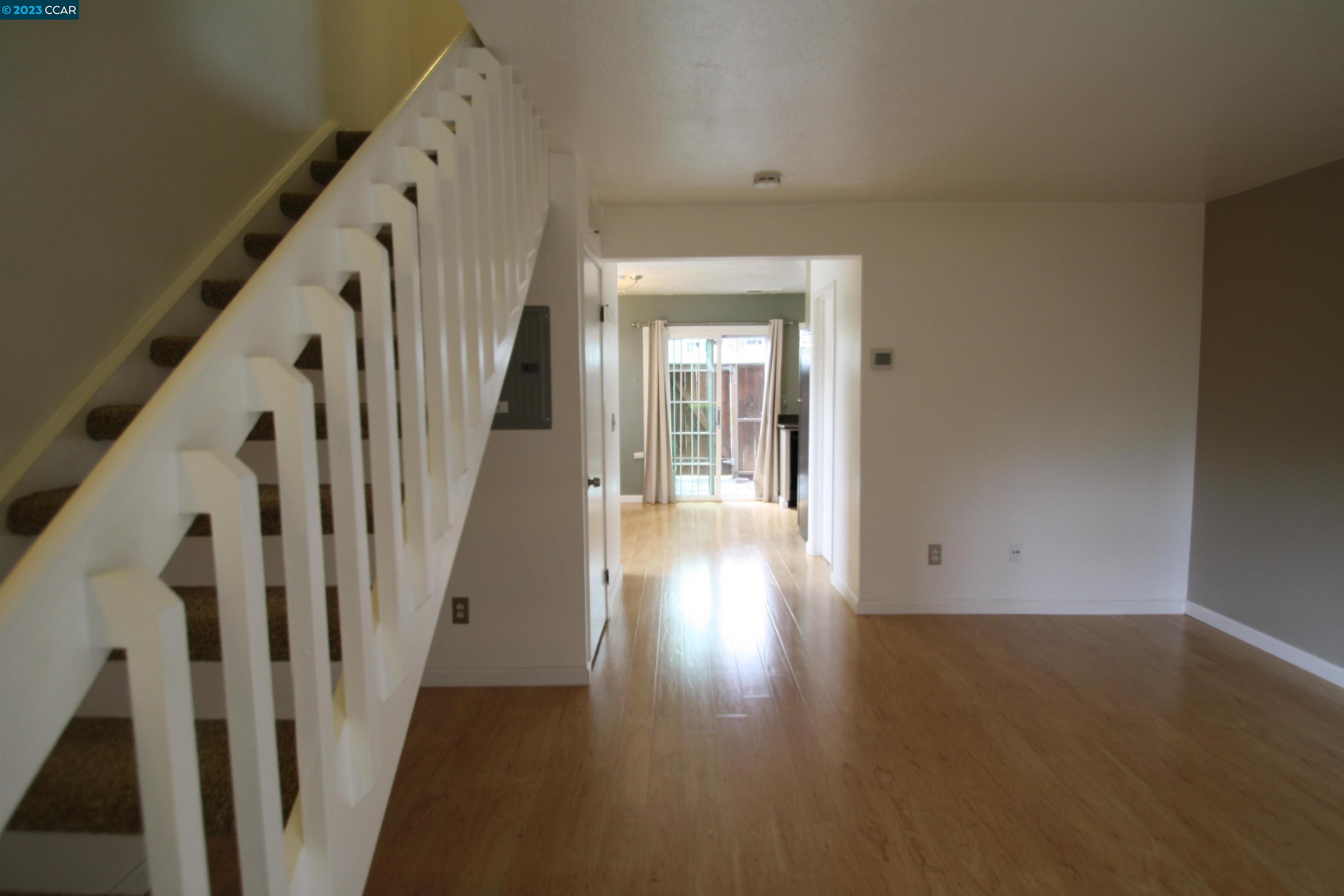 Photo #5: 41029651 Listing 