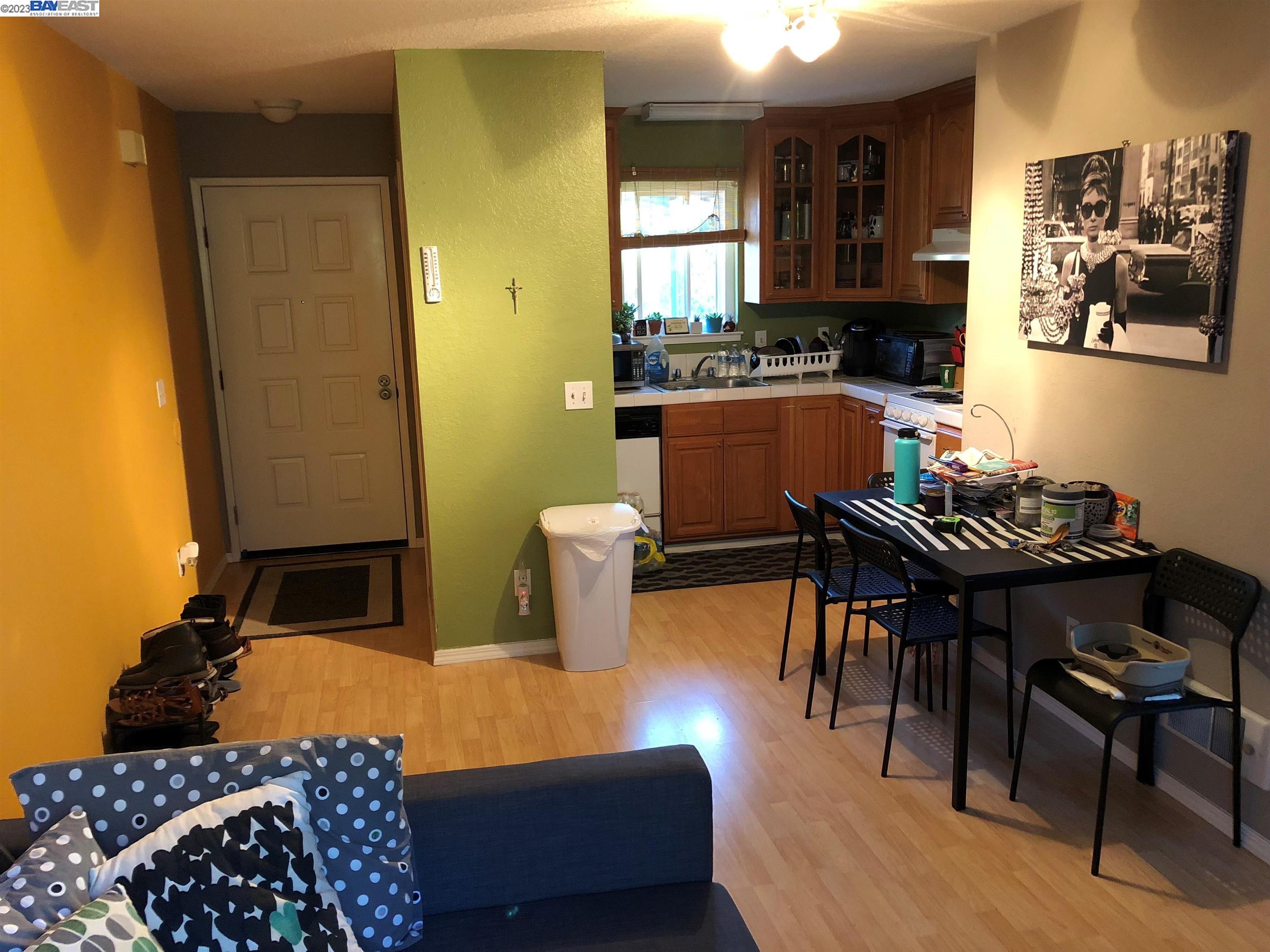 Photo #2: 41029660 Listing 