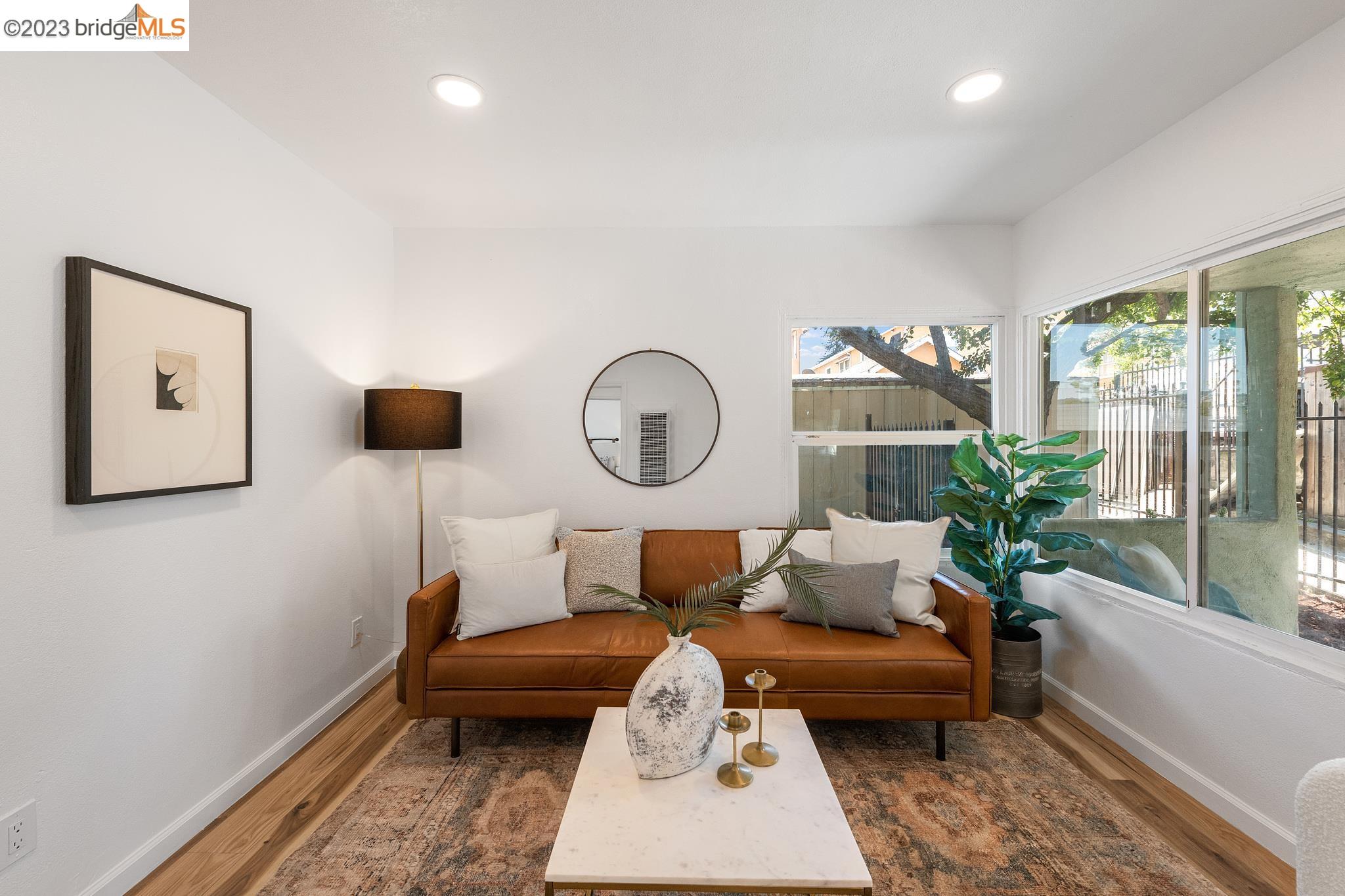 Detail Gallery Image 1 of 1 For 2534 26th Ave, Oakland,  CA 94601 - 2 Beds | 1 Baths