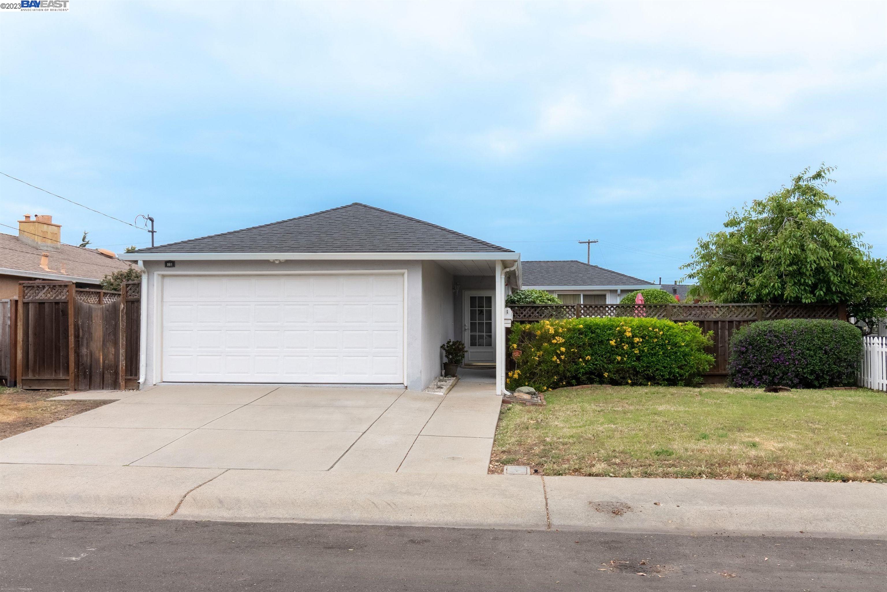 Detail Gallery Image 1 of 1 For 981 Purdue St, San Leandro,  CA 94579 - 3 Beds | 1 Baths
