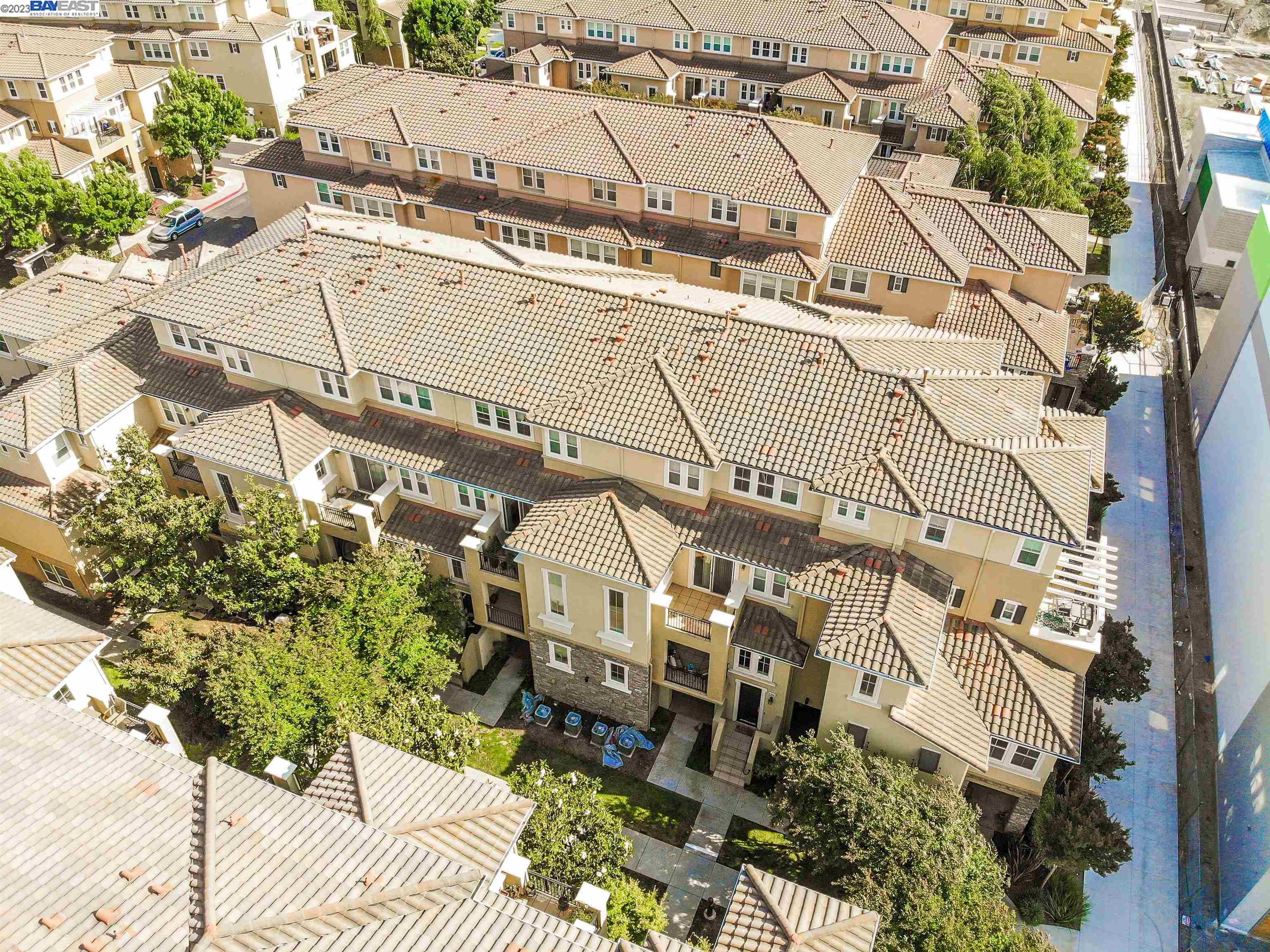 Photo #4: 41030016 Listing 