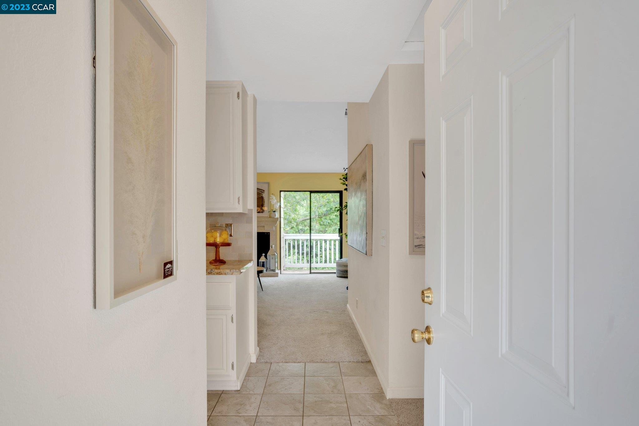 Photo #2: 41030247 Listing 