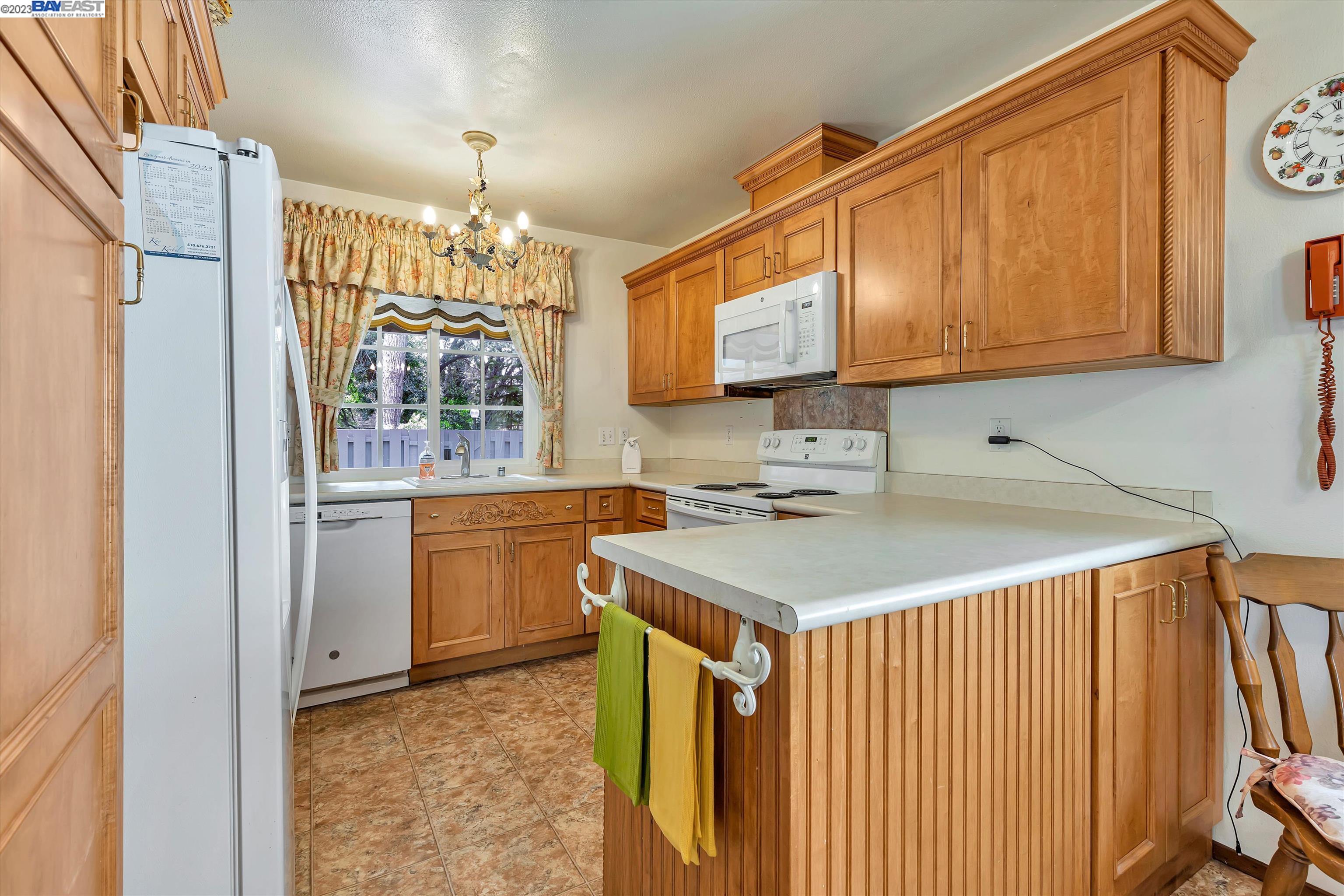 Photo #6: 41030280 Listing 