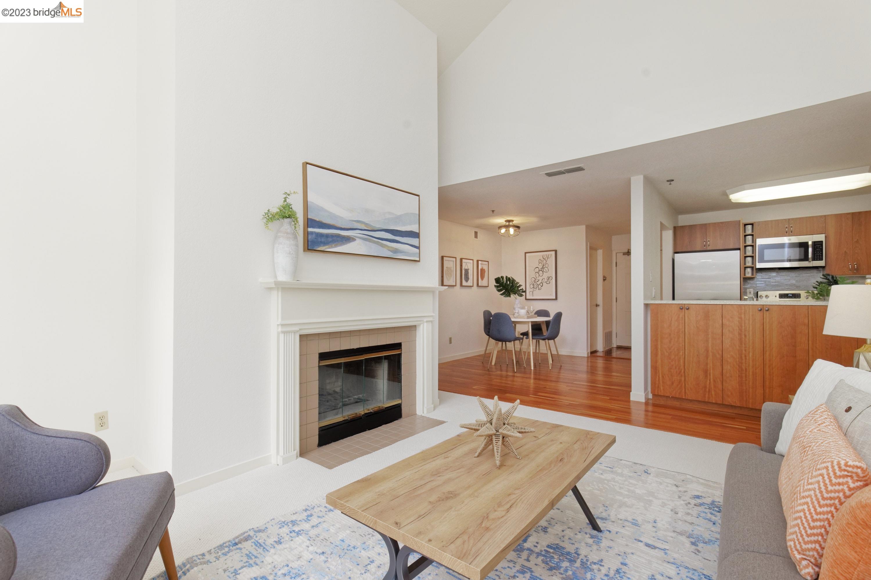 Photo #5: 41030317 Listing 