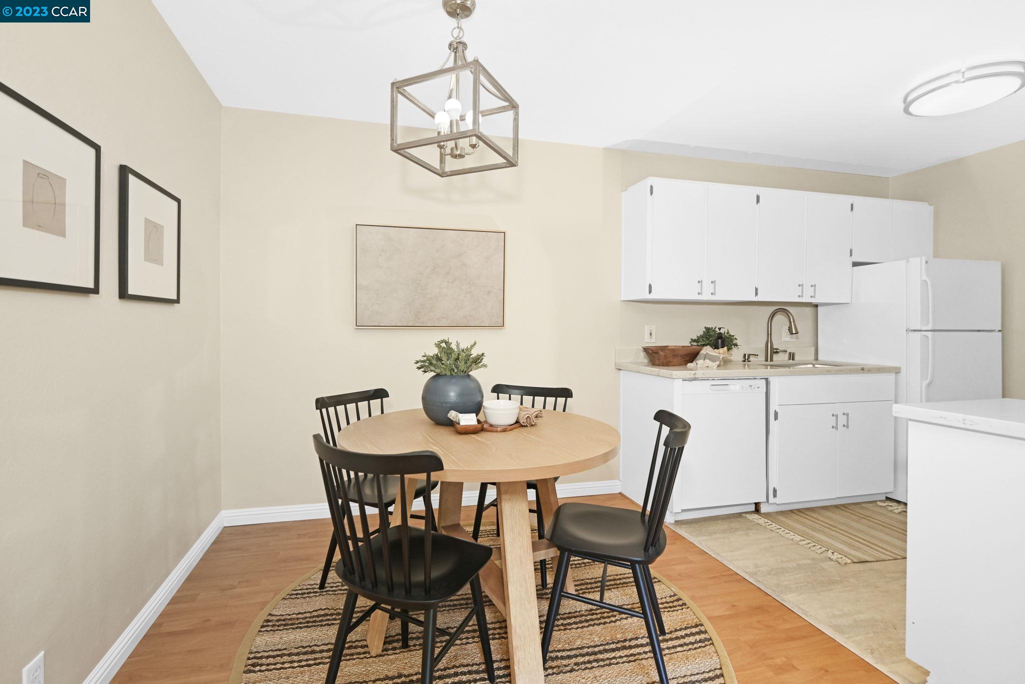 Photo #5: 41030495 Listing 