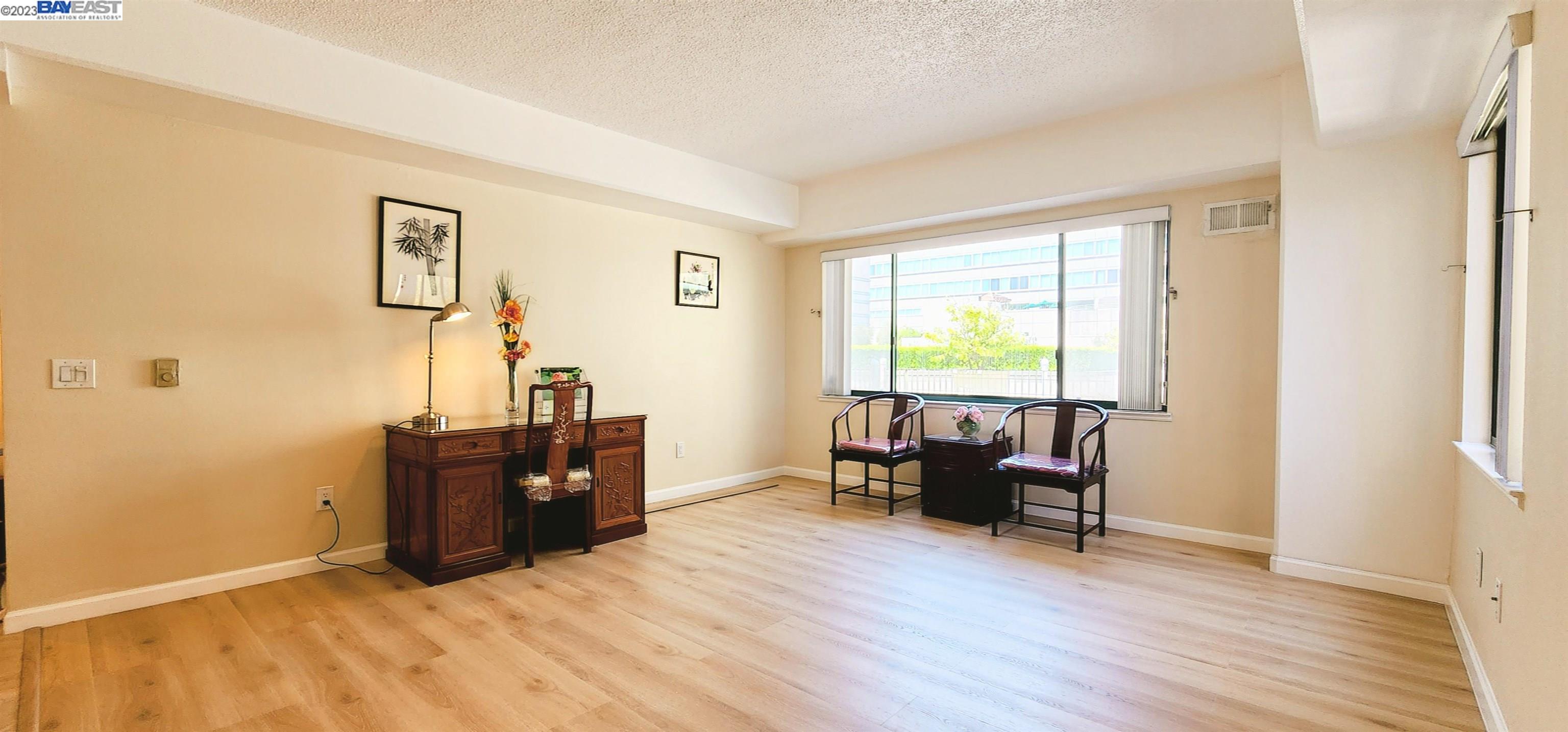 Photo #2: 41030498 Listing 
