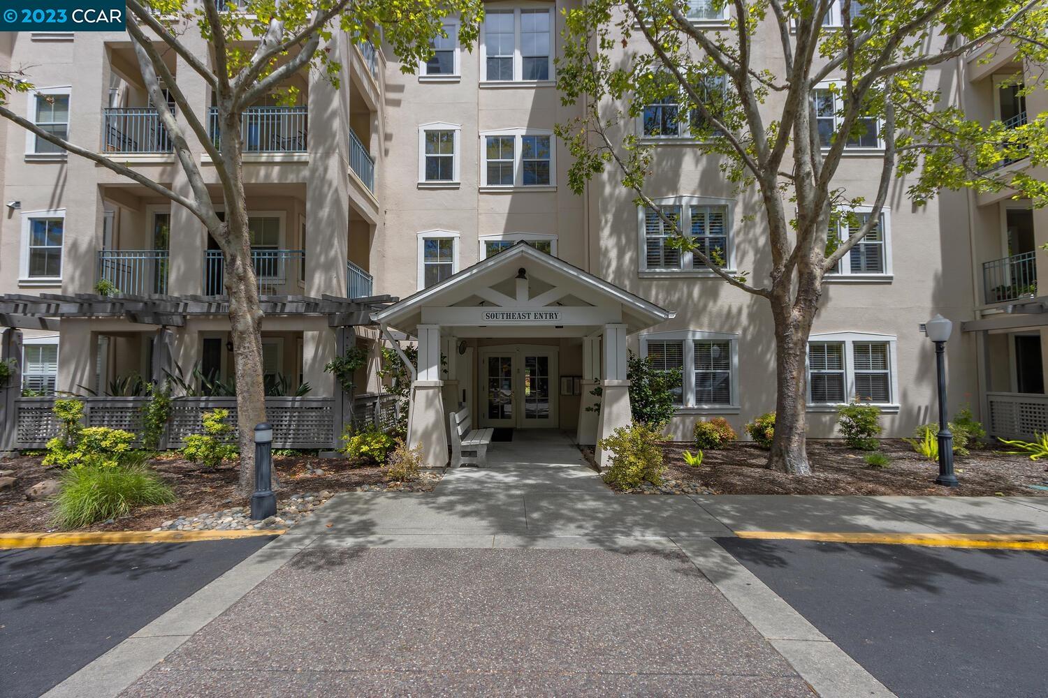 MLS: 41030611 Condo For Sale