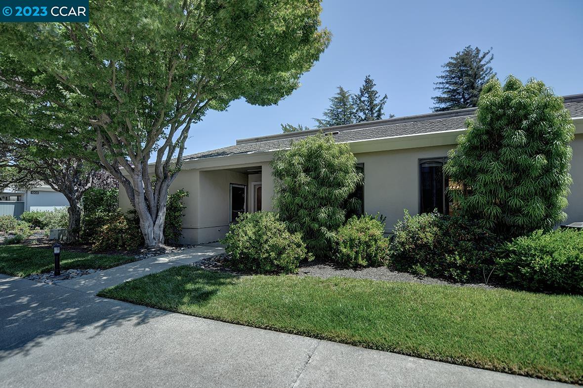 MLS: 41030784 Condo For Sale