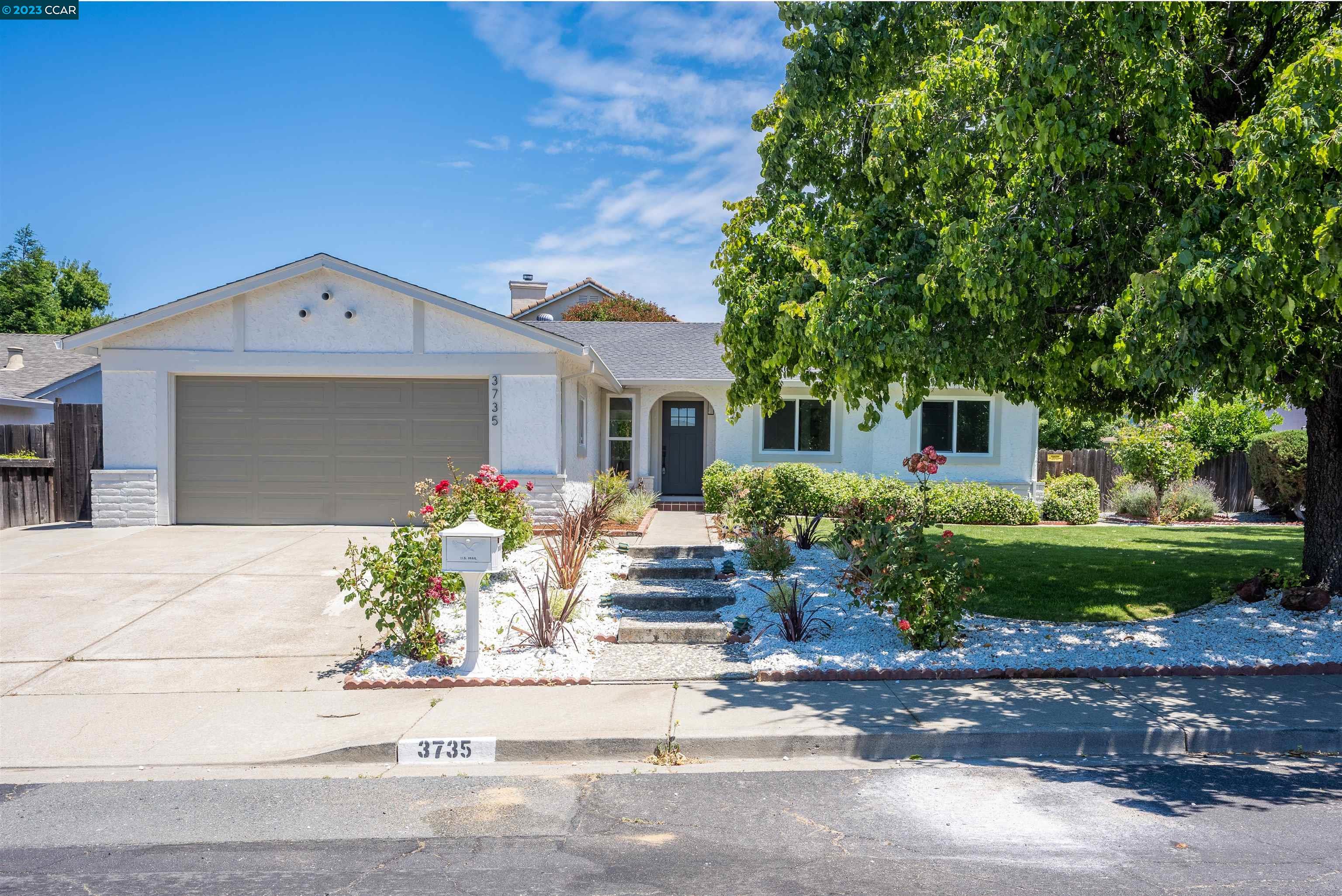 Detail Gallery Image 1 of 1 For 3735 Heritage Dr, Antioch,  CA 94509 - 3 Beds | 2 Baths