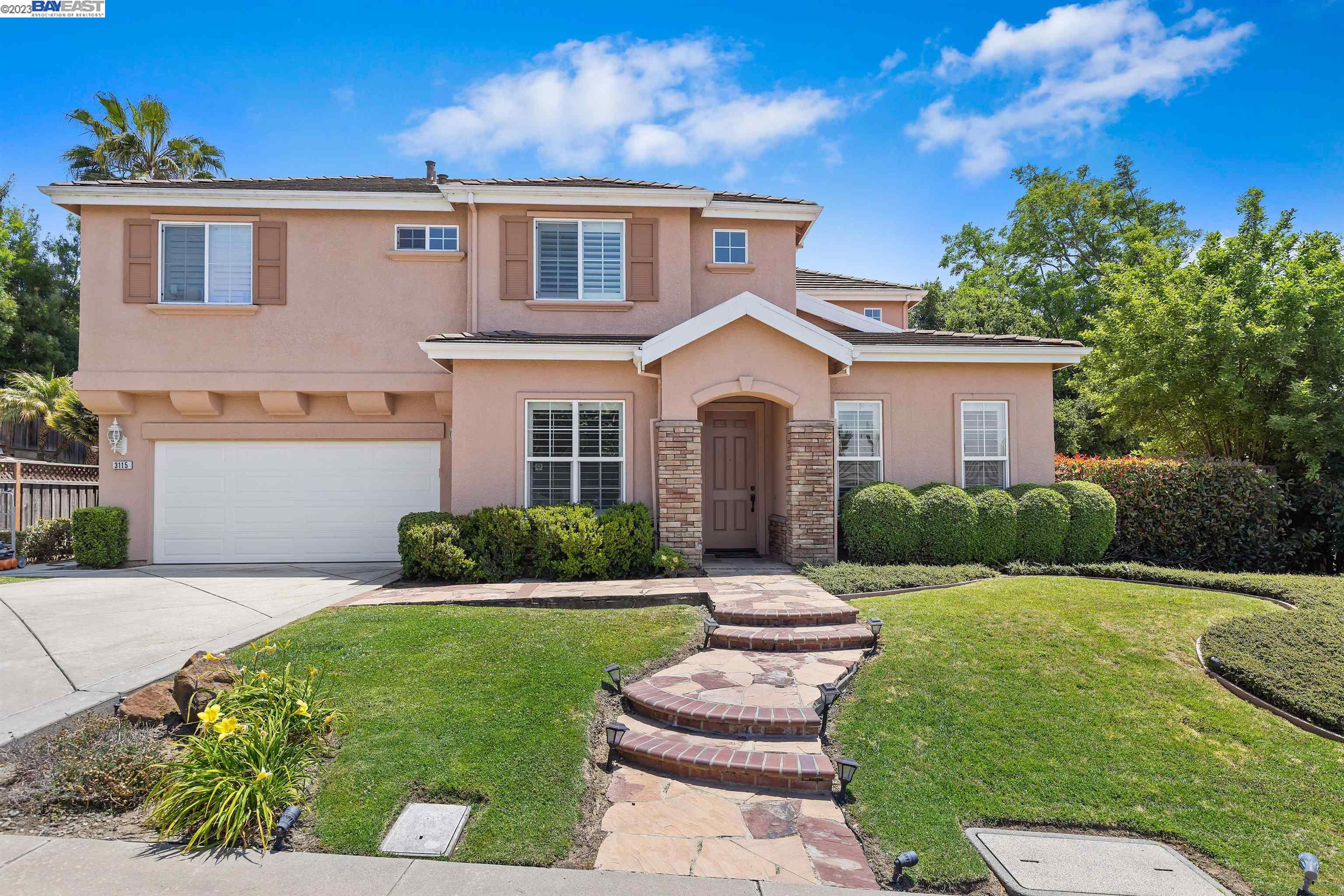 Detail Gallery Image 1 of 1 For 3115 Vista Ln, Hayward,  CA 94541 - 4 Beds | 3 Baths