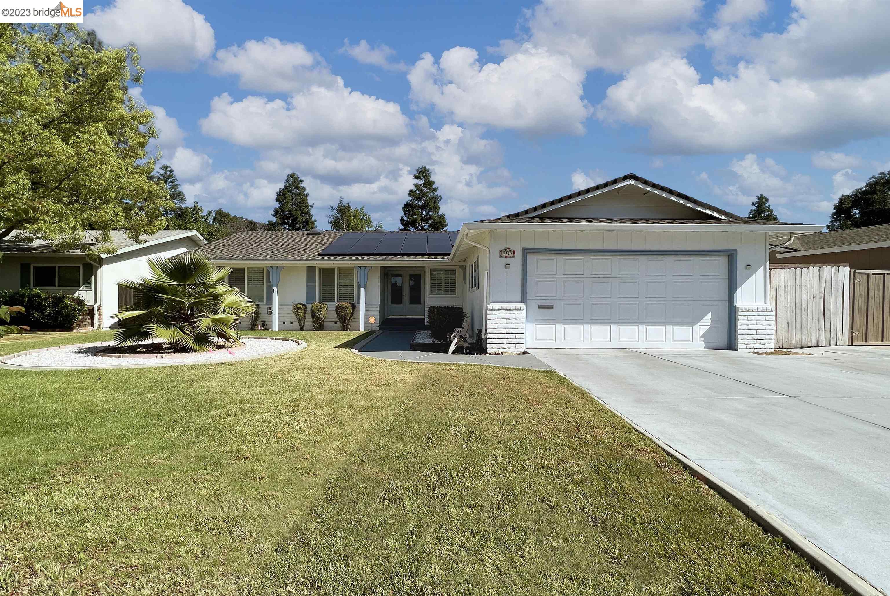 Detail Gallery Image 1 of 1 For 2279 Dario Cir, Stockton,  CA 95209 - 3 Beds | 2 Baths