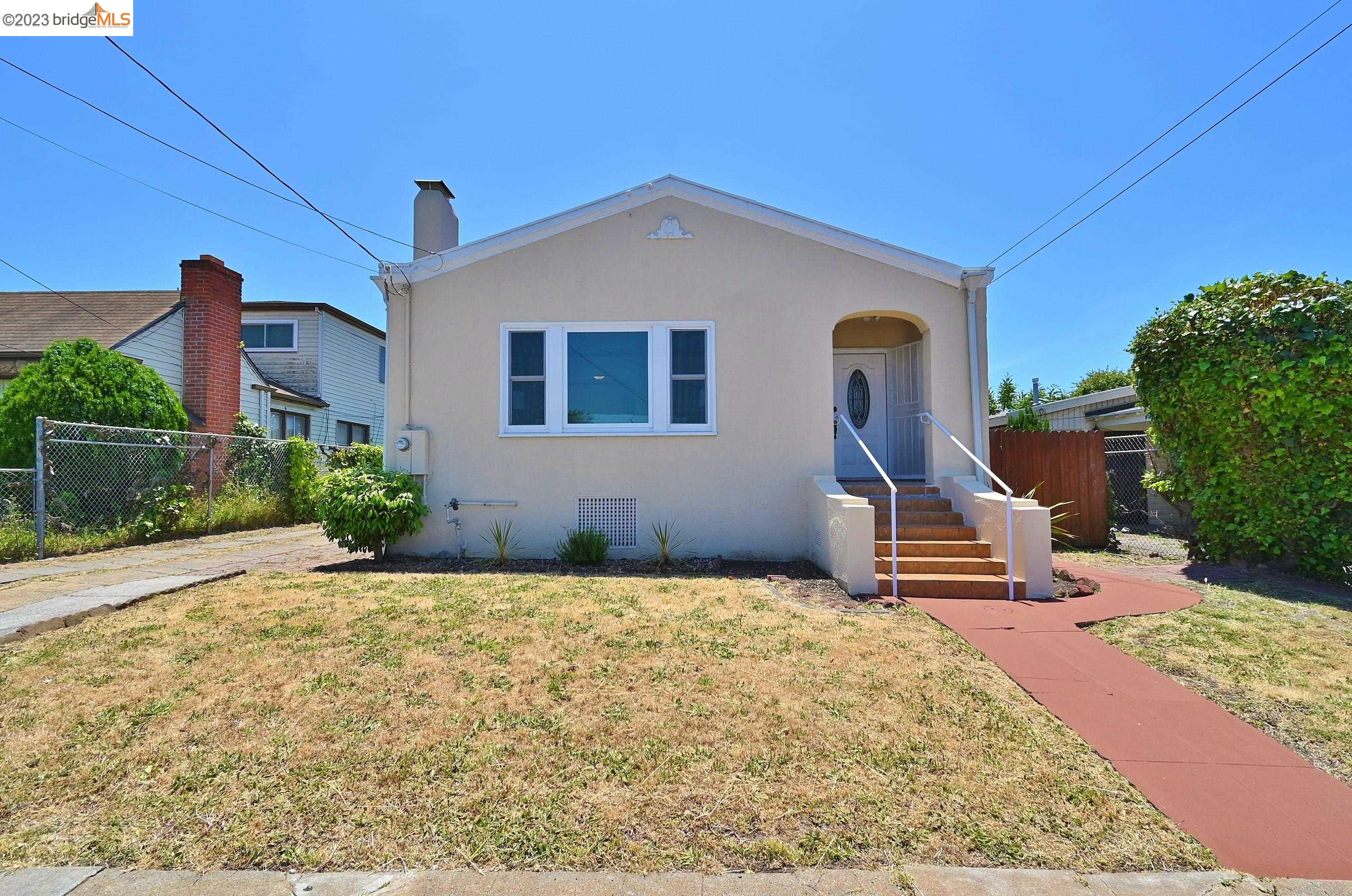 Detail Gallery Image 1 of 1 For 1726 Gaynor Ave, Richmond,  CA 94801 - 2 Beds | 1/1 Baths