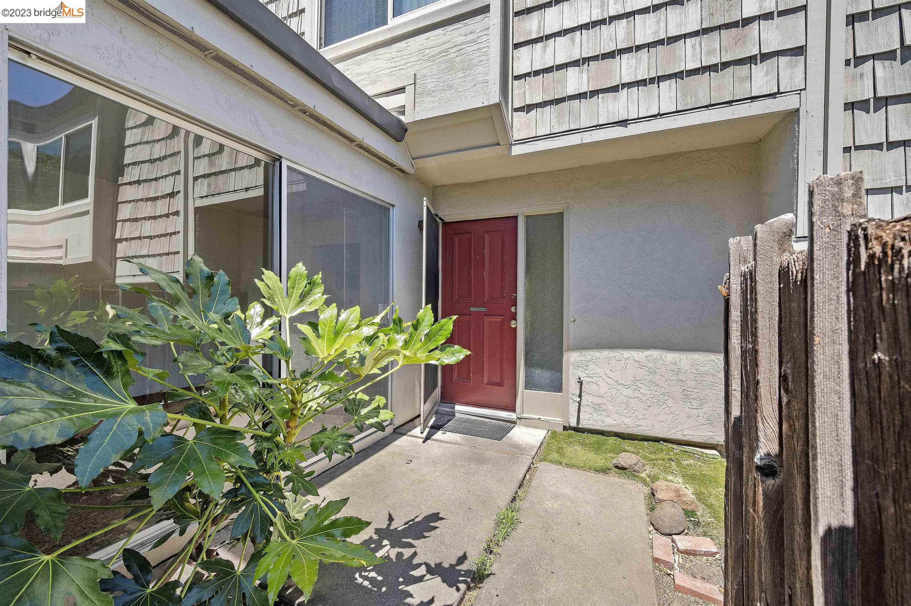 Photo #2: 41030981 Listing 