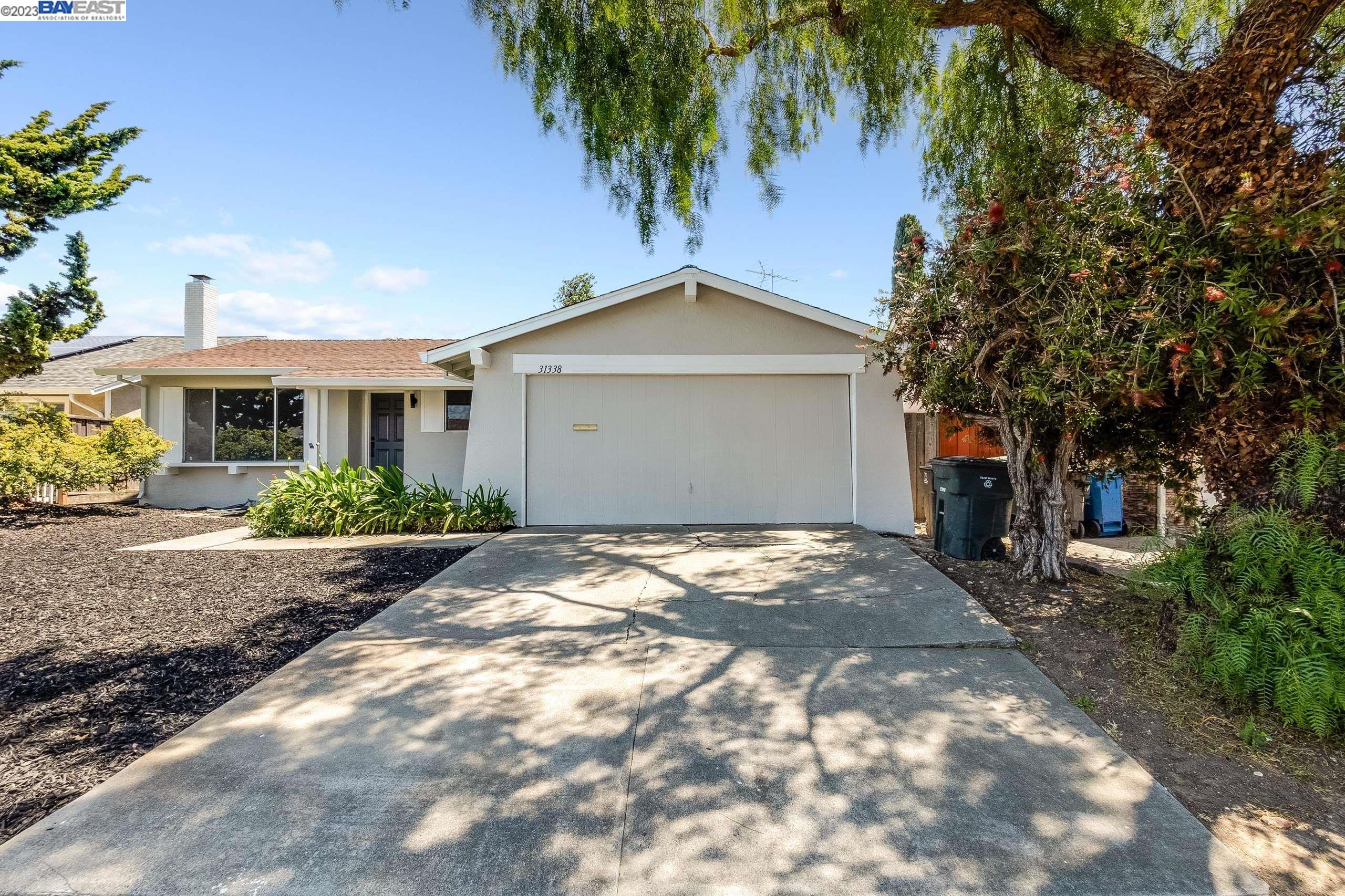 Detail Gallery Image 1 of 1 For 31338 Santa Cruz Way, Union City,  CA 94587 - 3 Beds | 2 Baths