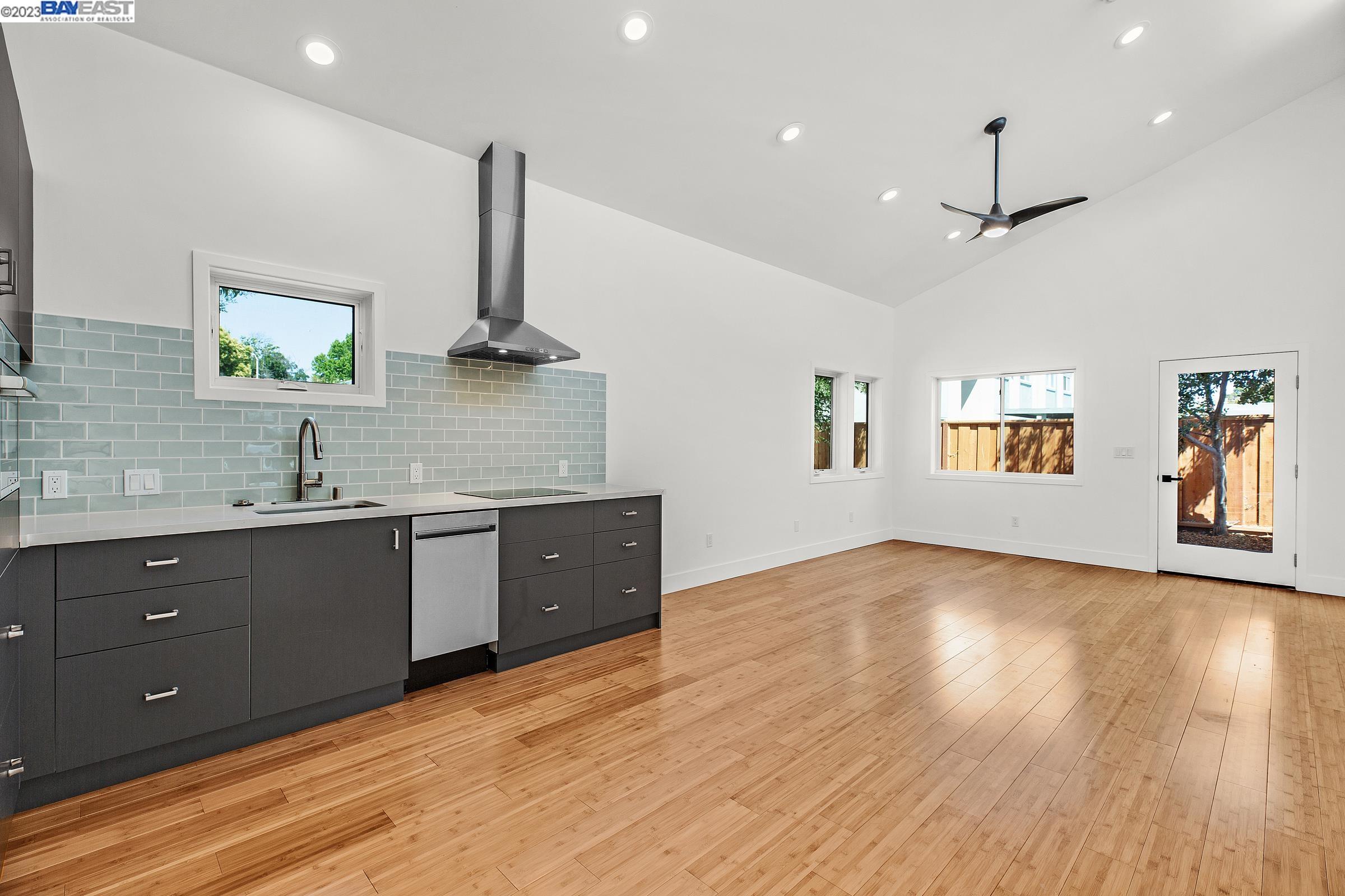 Detail Gallery Image 1 of 1 For 38848 Bell St, Fremont,  CA 94536 - 5 Beds | 4 Baths