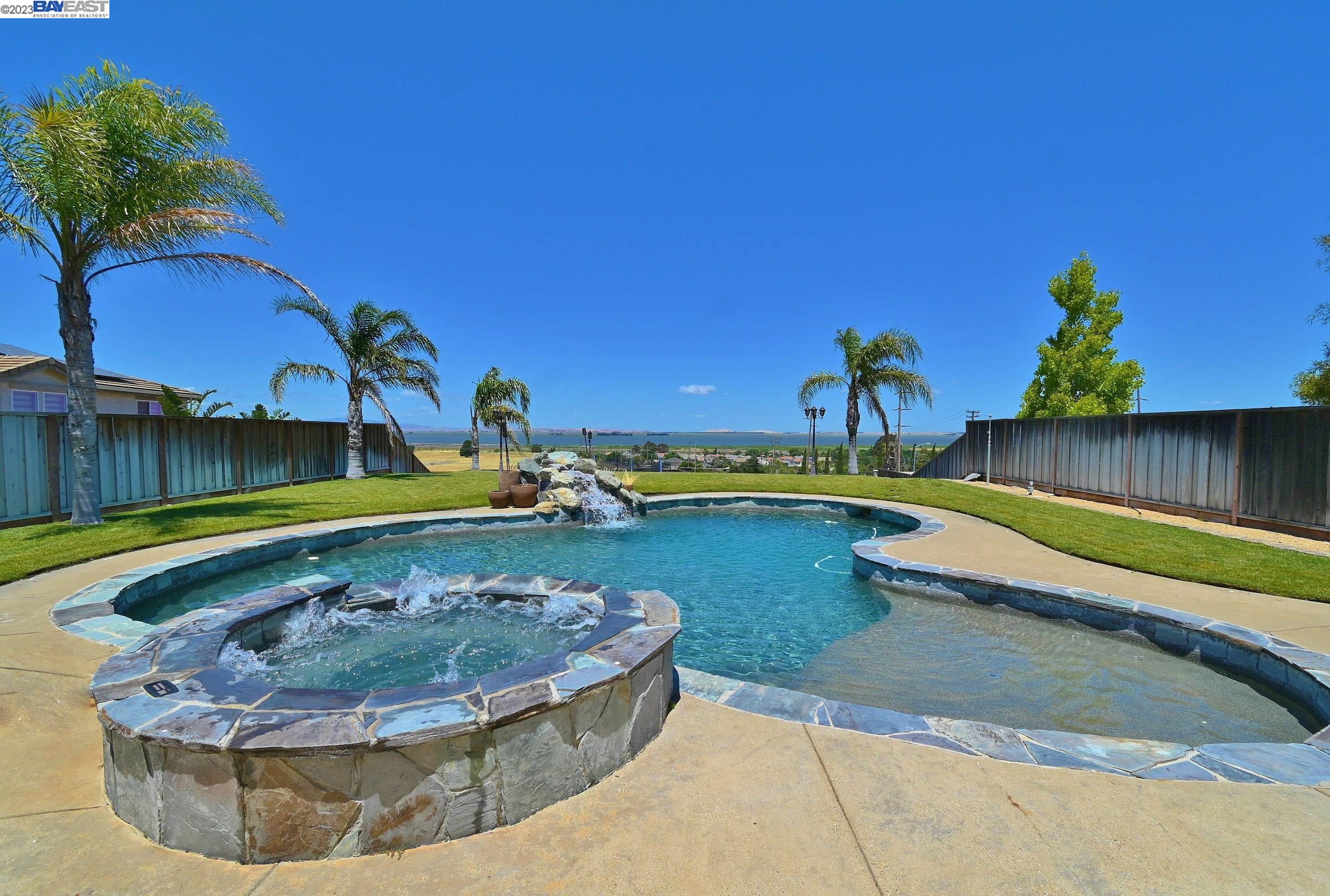 Detail Gallery Image 1 of 1 For 445 Jill Ave, Bay Point,  CA 94565 - 4 Beds | 2/1 Baths