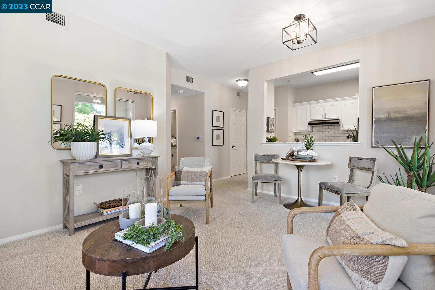 Photo #4: 41031306 Listing 