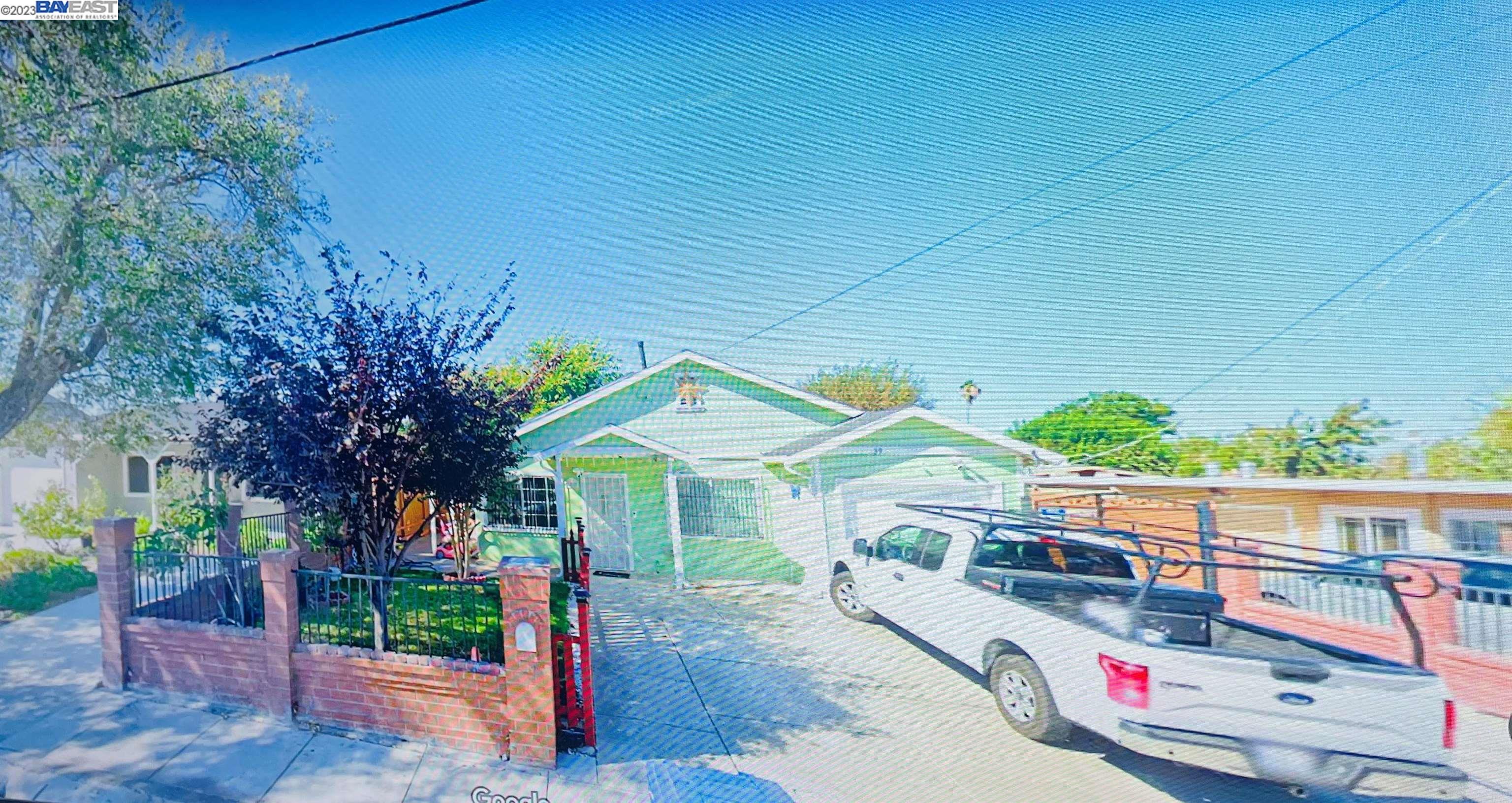 Detail Gallery Image 1 of 1 For 39 Canal, Bay Point,  CA 94565 - 5 Beds | 3 Baths