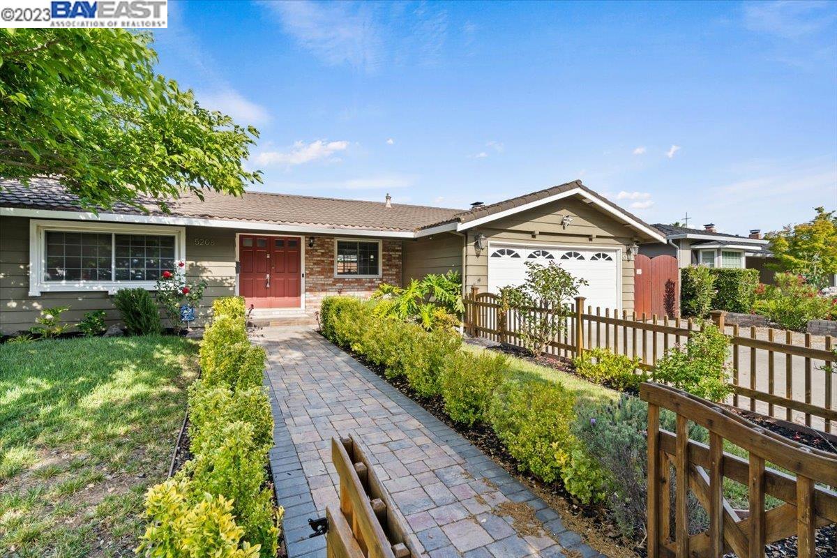 Detail Gallery Image 1 of 1 For 5208 Elrose Ave, San Jose,  CA 95124 - 3 Beds | 2 Baths
