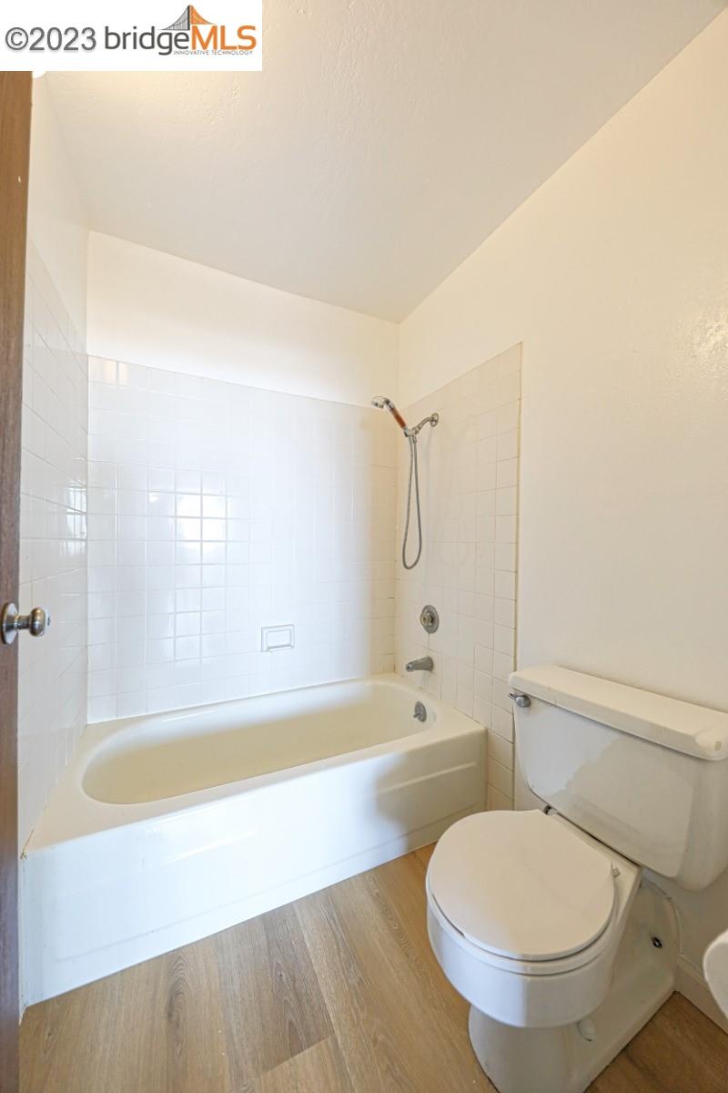 Photo #15: 41031696 Listing: Photo #15