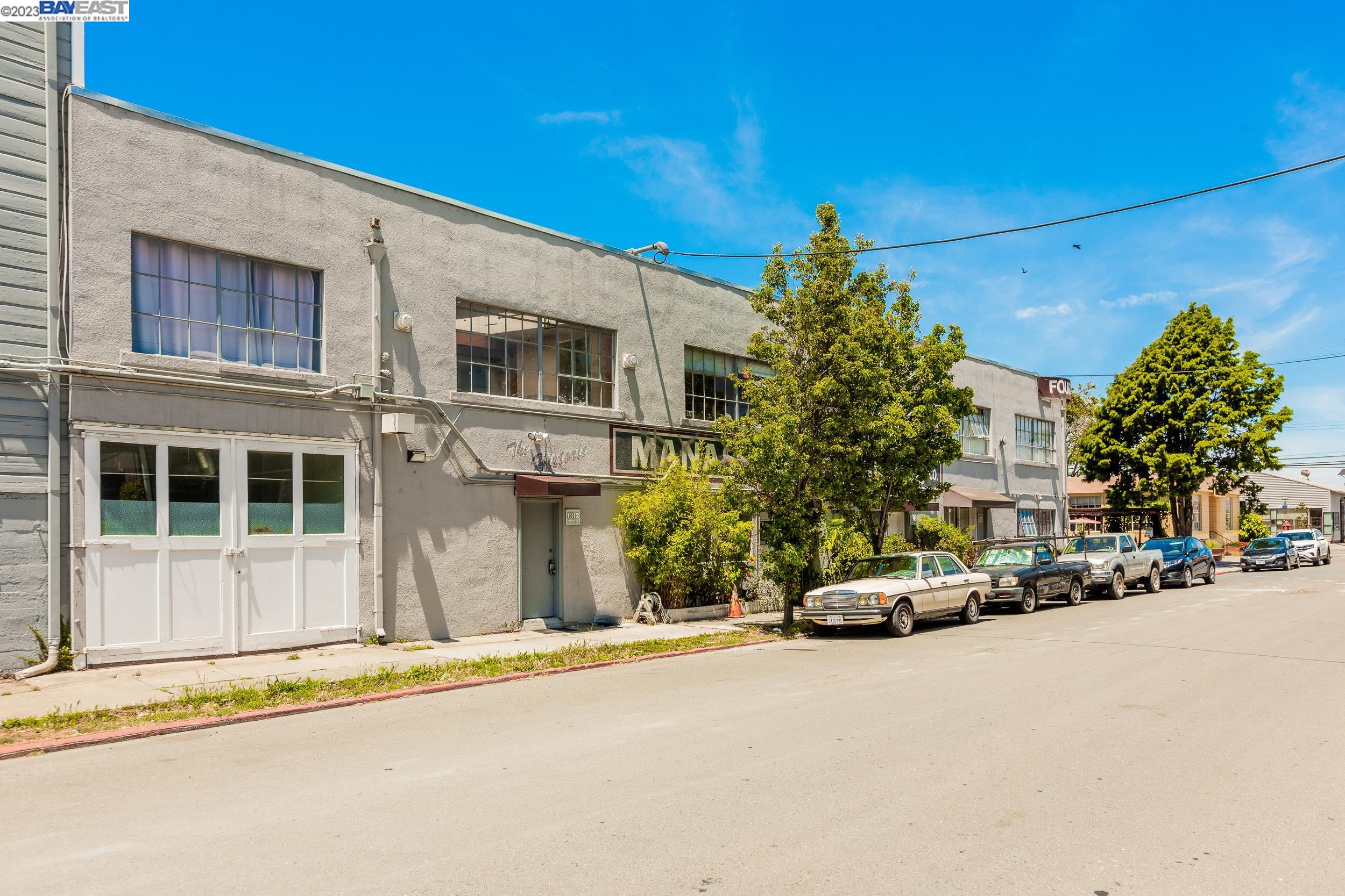 Great Opportunity to own this 2 story live-work space in the desirable 4th St neighborhood of Berkeley! Second floor would make ideal office space. The space can be used for manufacturing, wholesale trade, warehousing, or art studio Skylights brighten space, Great location with plenty of foot traffic and close to Hwy, restaurants and shops, Unit with kitchen and bath too, Come take a look to look at the possibilities!