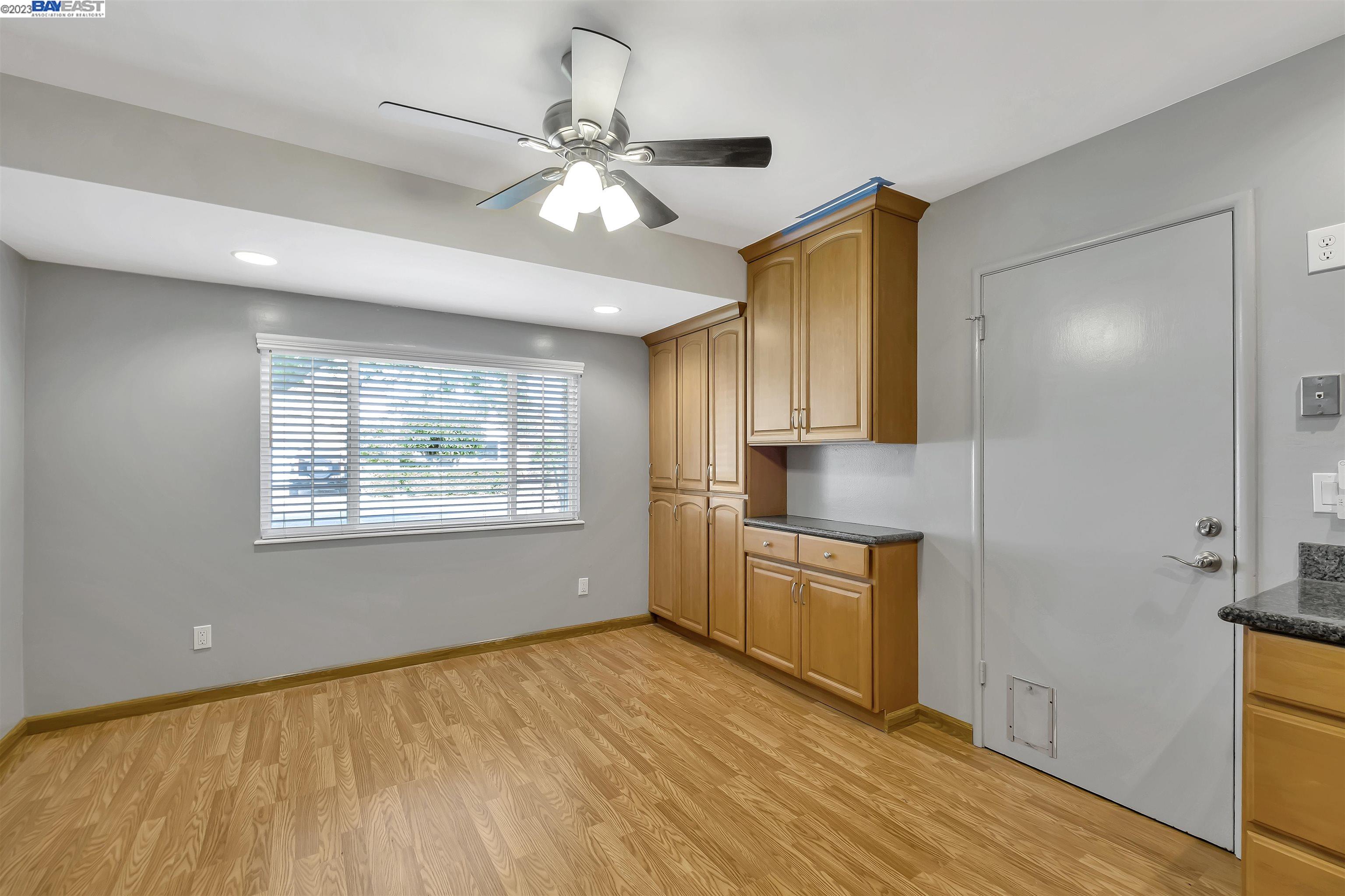 For Sale 17236 Via Estrella, San Lorenzo, CA 94580 3 Beds / 2 Full