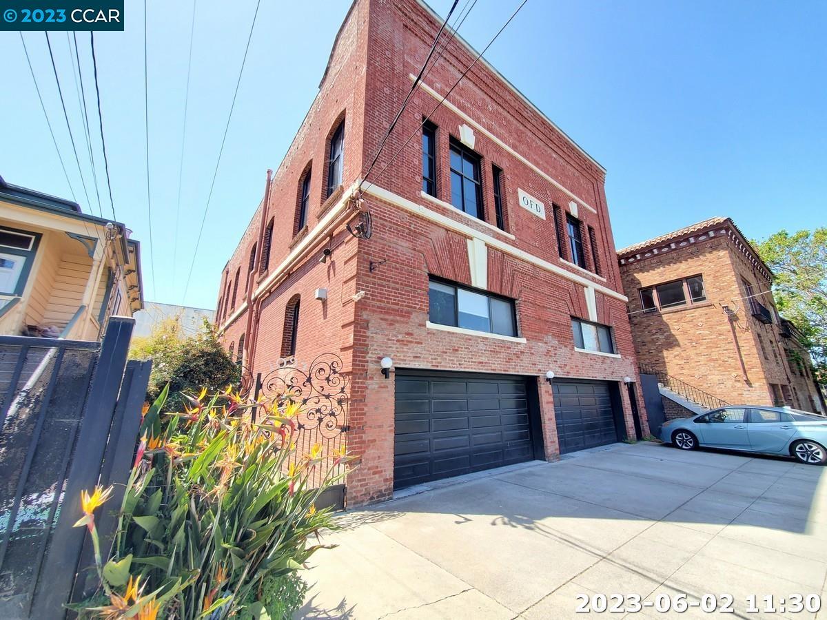 Detail Gallery Image 1 of 1 For 1095 59th St #2,  Oakland,  CA 94608 - 1 Beds | 1 Baths