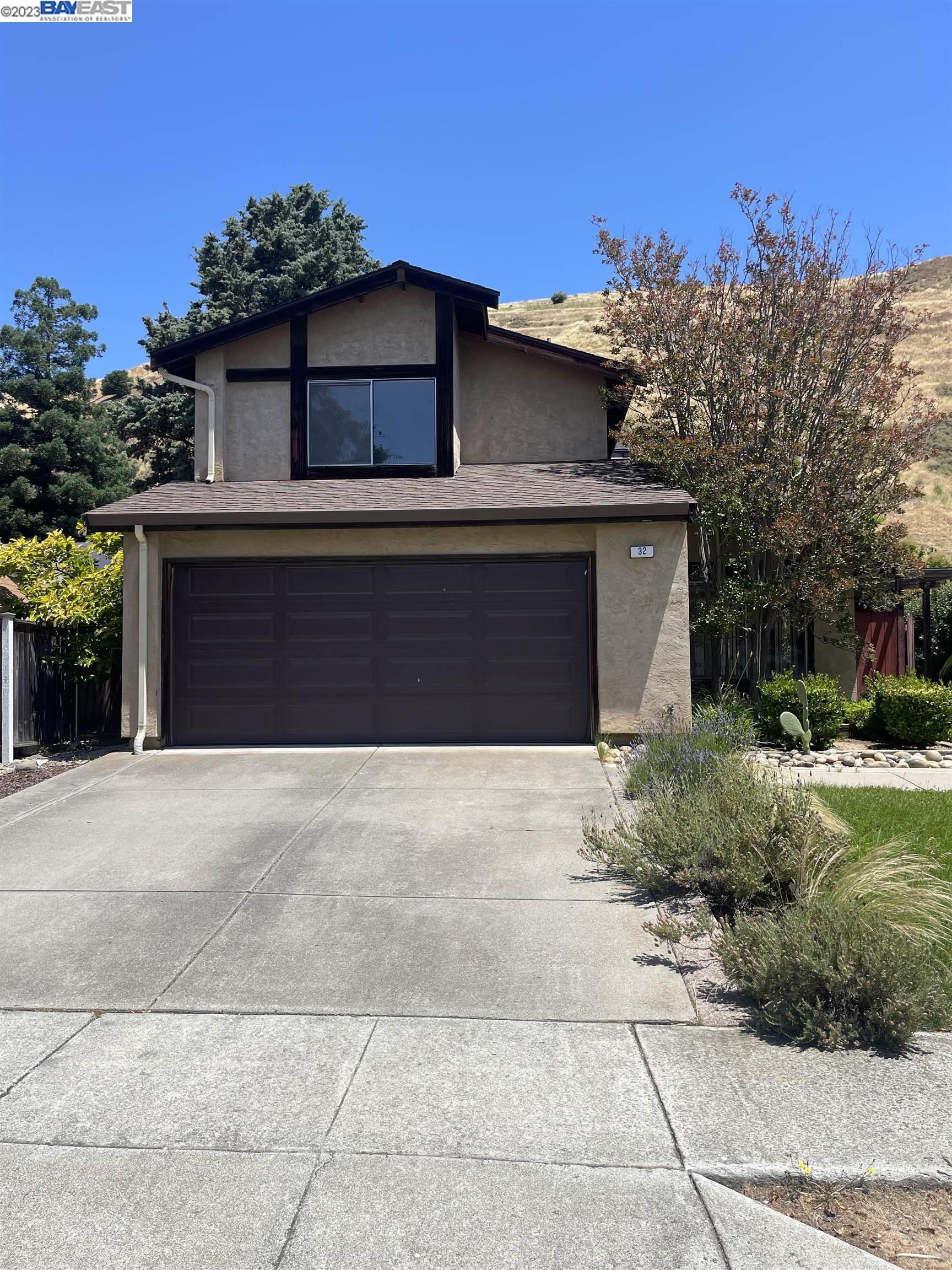 Detail Gallery Image 1 of 1 For 32 Snyder Way, Fremont,  CA 94536 - 4 Beds | 2/1 Baths