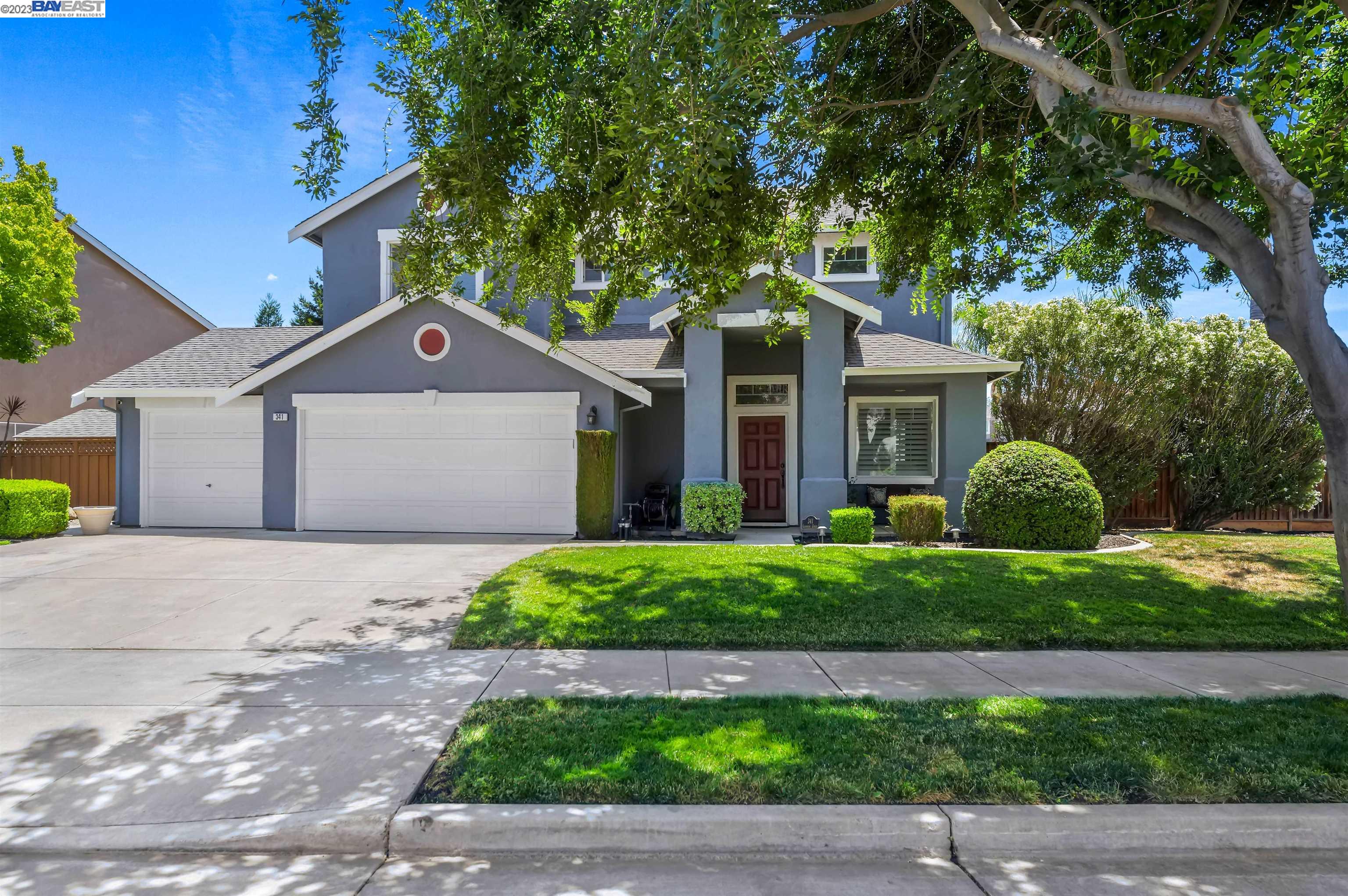 Detail Gallery Image 1 of 1 For 341 Glenbriar Cir, Tracy,  CA 95377 - 4 Beds | 3/1 Baths