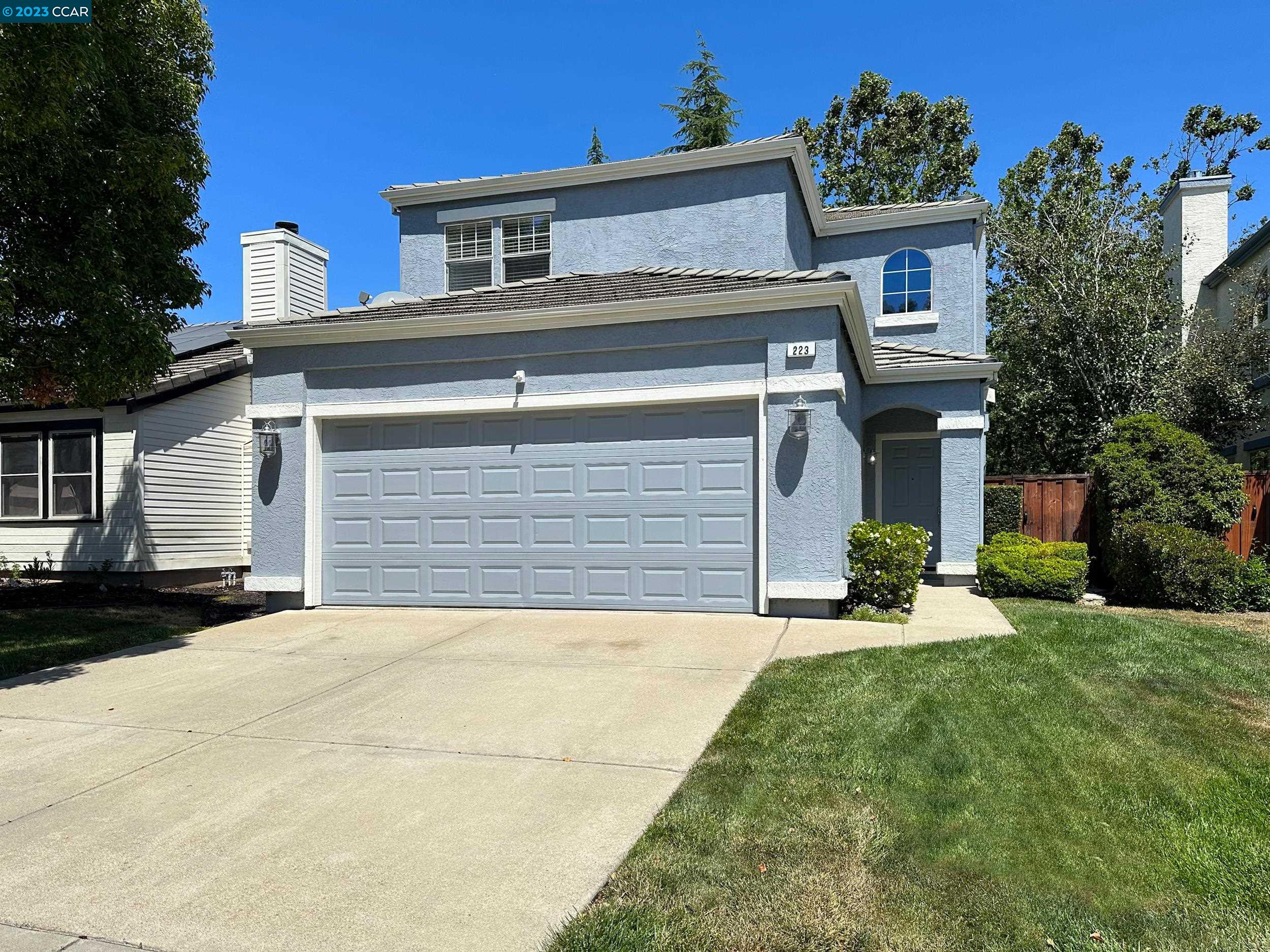 Detail Gallery Image 1 of 1 For 223 Stranahan Cir, Clayton,  CA 94517 - 3 Beds | 2/1 Baths