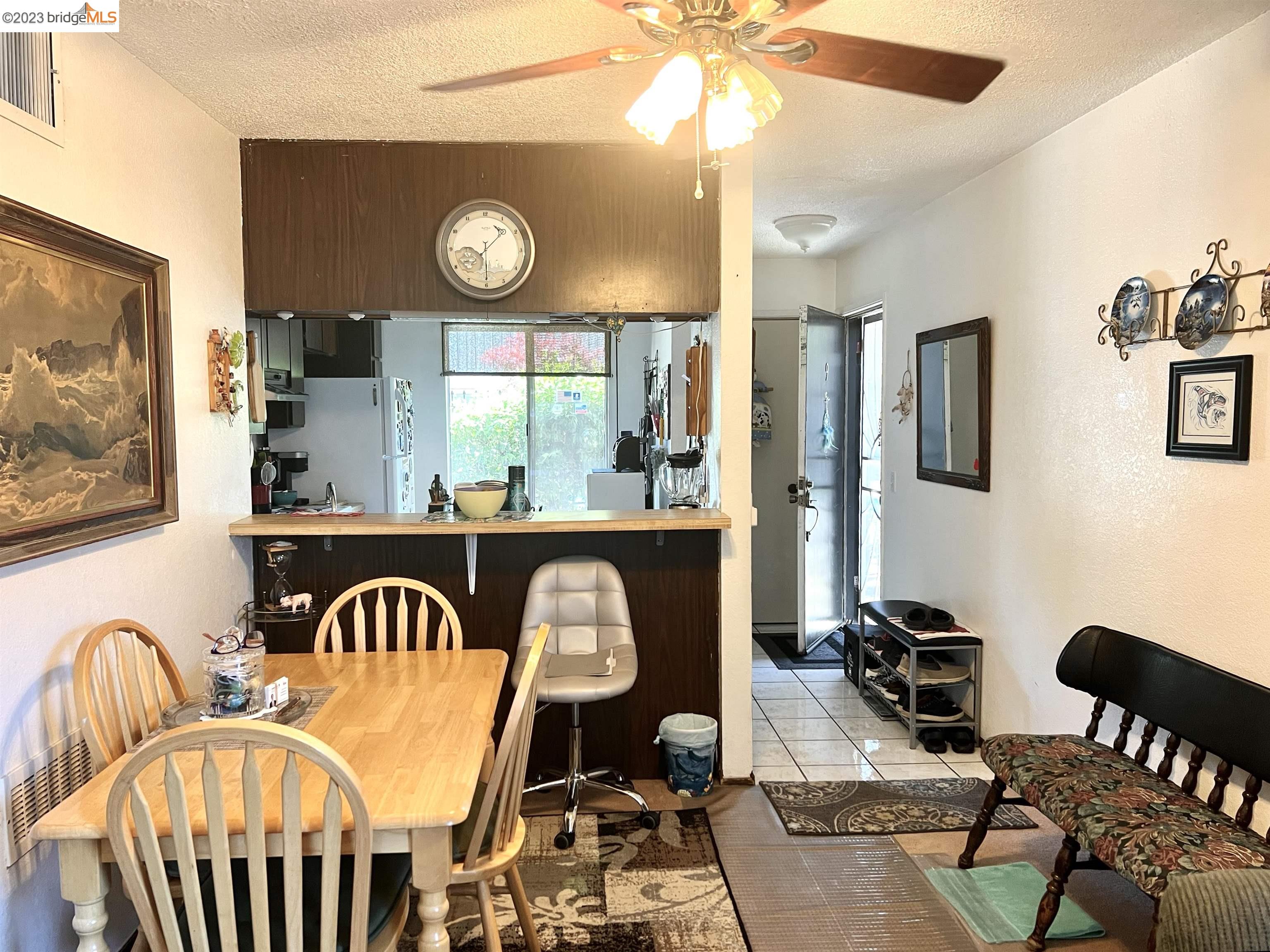 Photo #5: 41032166 Listing 