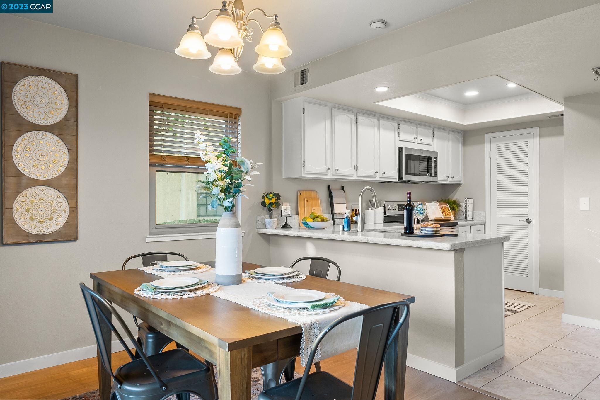 Photo #3: 41032202 Listing 