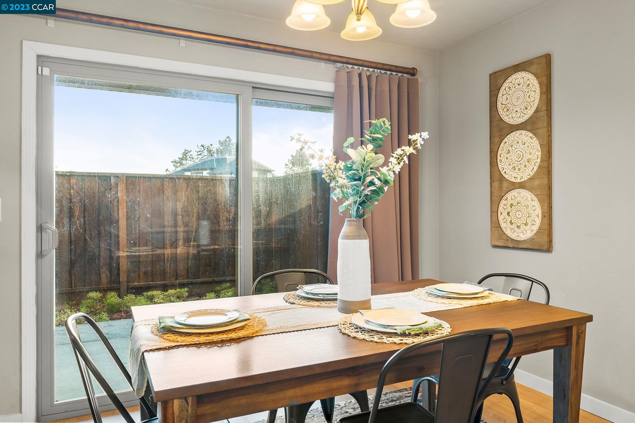 Photo #5: 41032202 Listing 