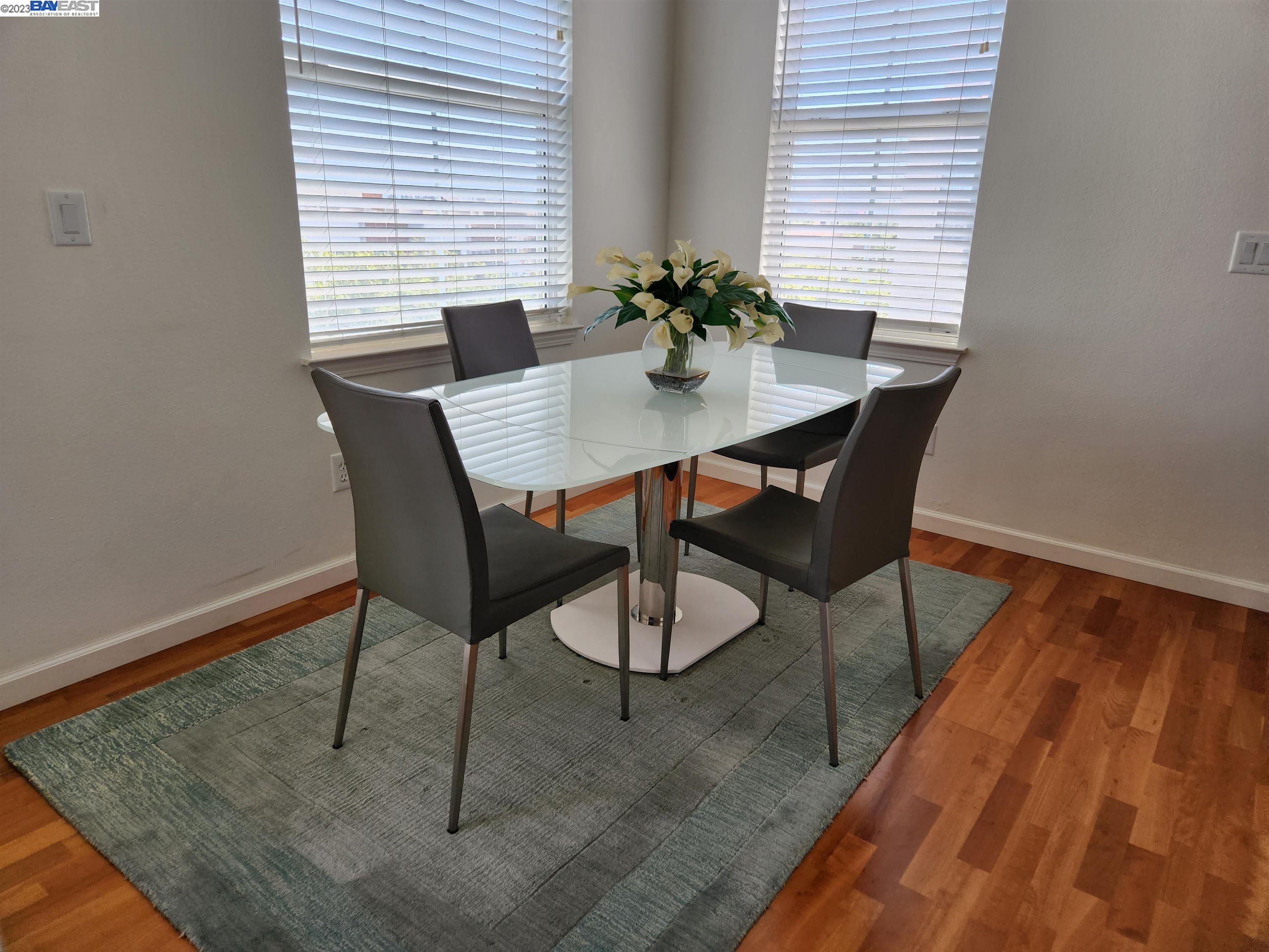 Photo #6: 41032349 Listing 