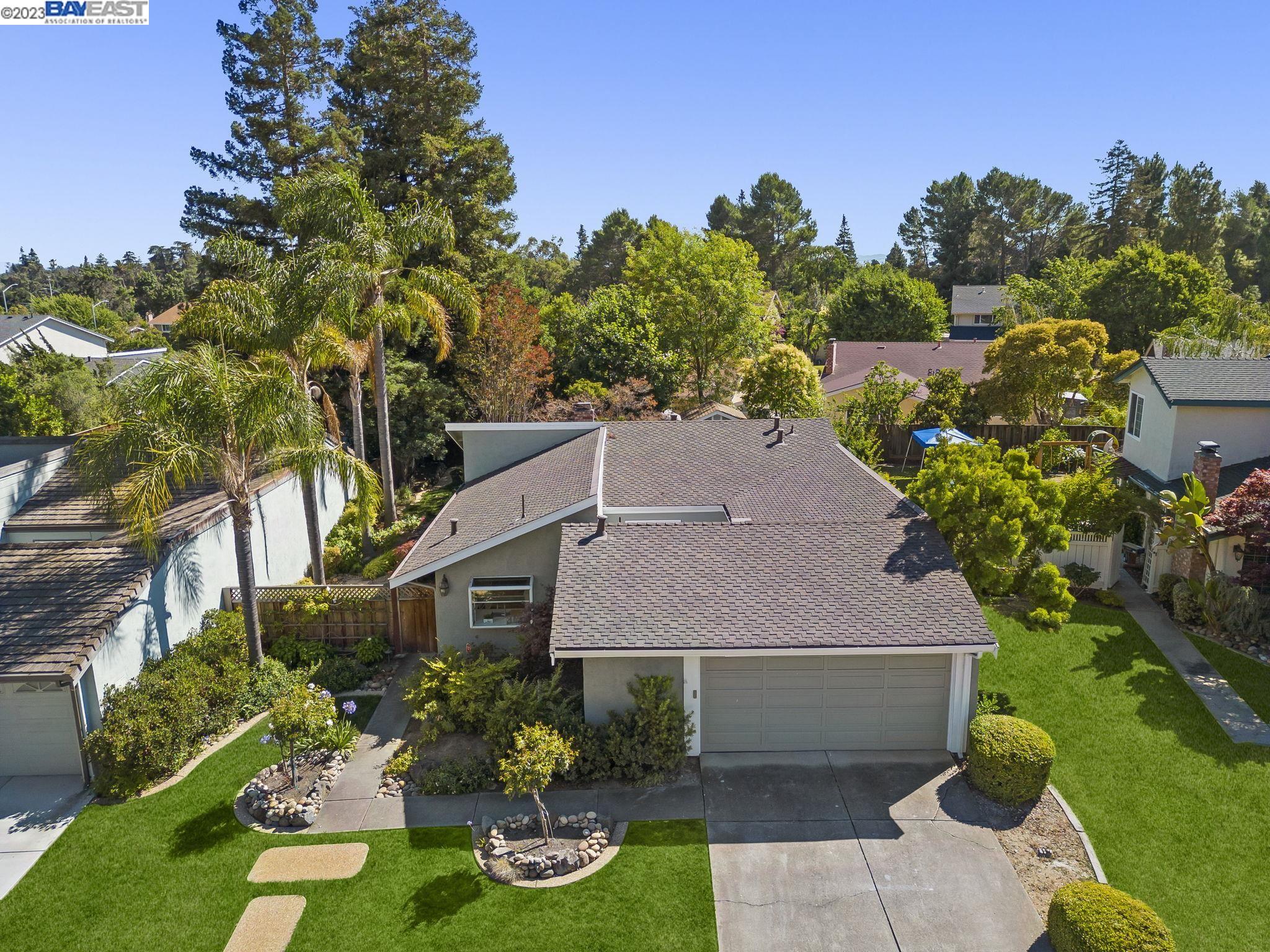 Detail Gallery Image 1 of 1 For 31 Snyder Way, Fremont,  CA 94536 - 4 Beds | 2 Baths