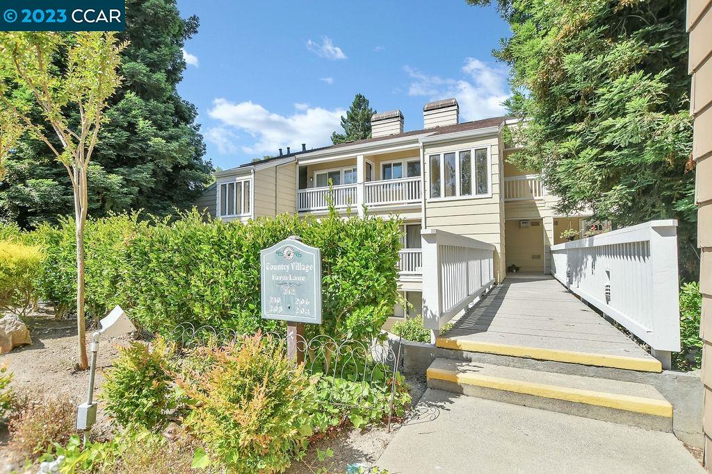 MLS: 41032509 Condo For Sale
