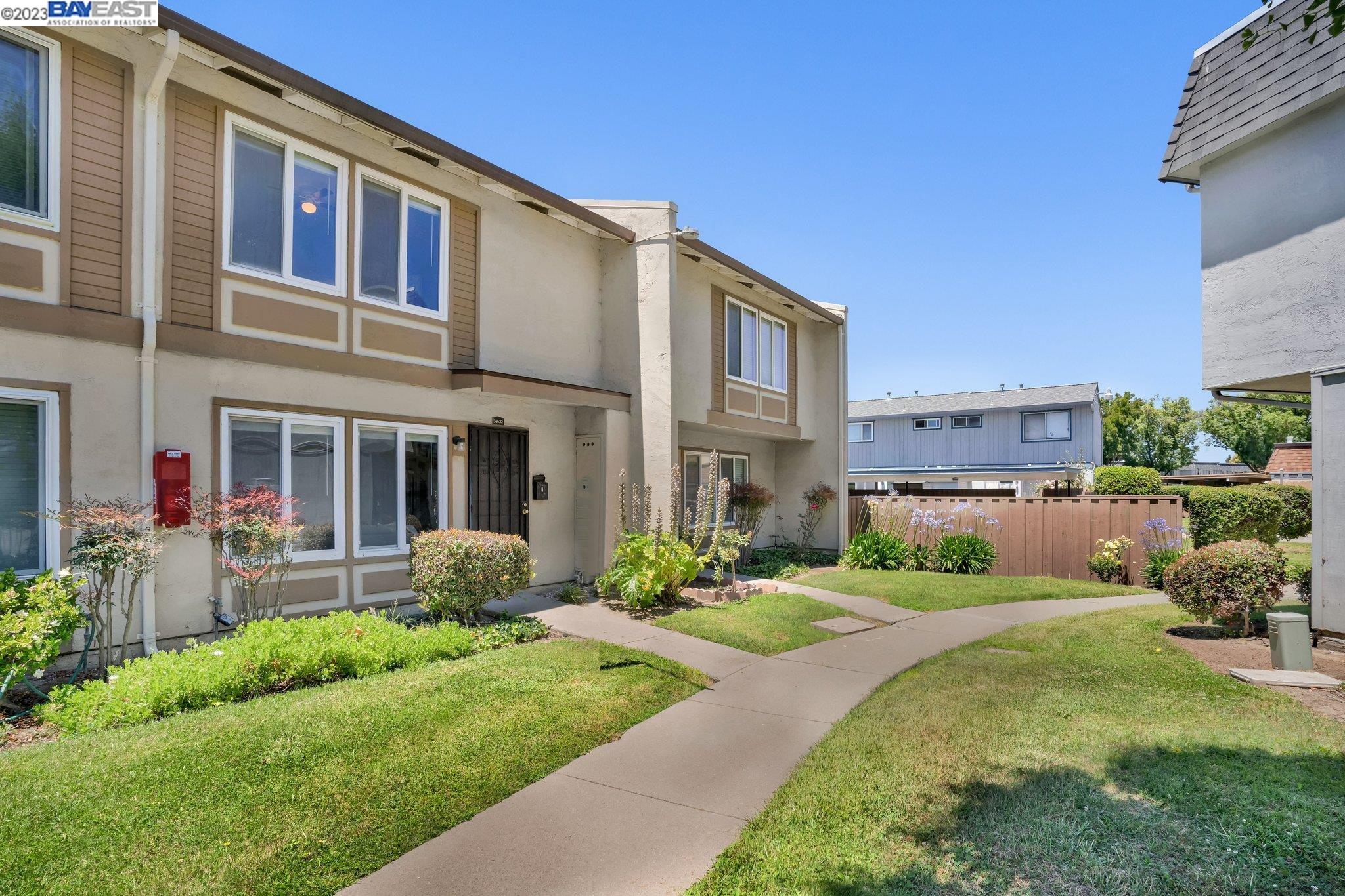 Photo #2: 41032780 Listing 