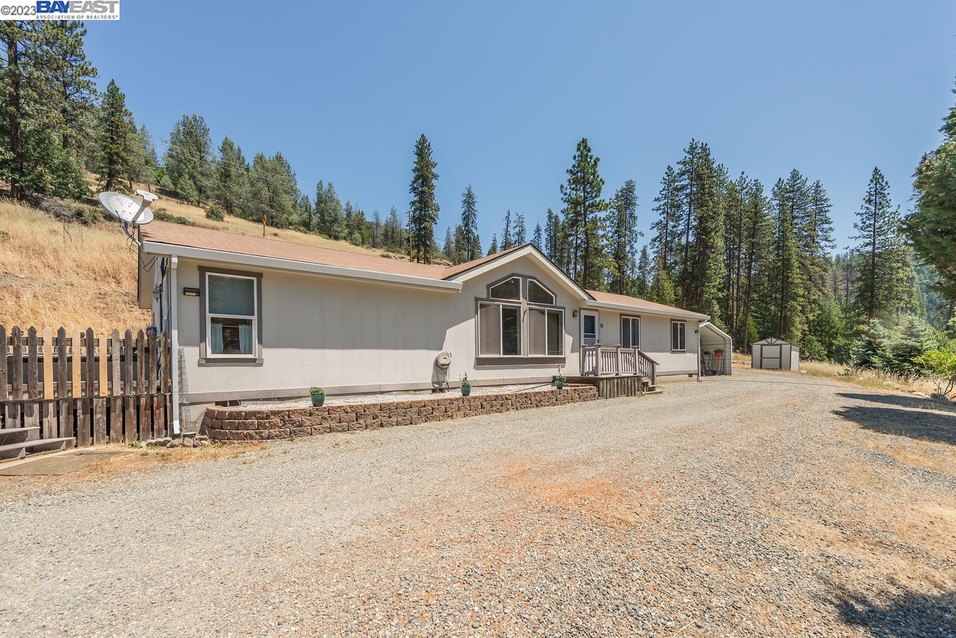 Detail Gallery Image 1 of 1 For 81 Spruce, Weaverville,  CA 96093 - 4 Beds | 3 Baths