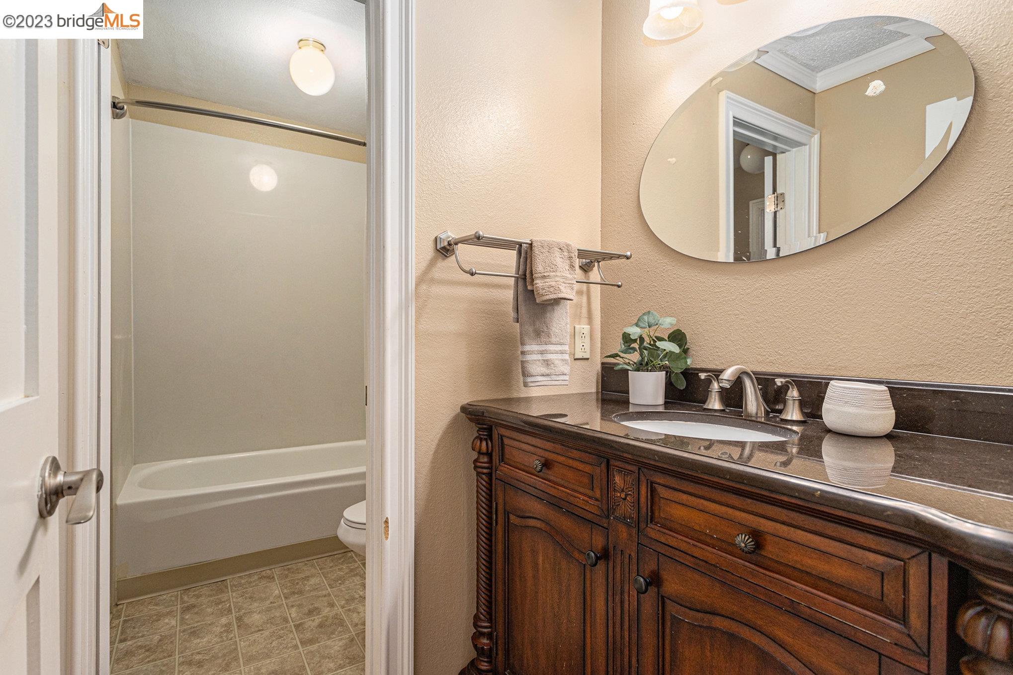 Photo #18: 41032982 Listing: Photo #18