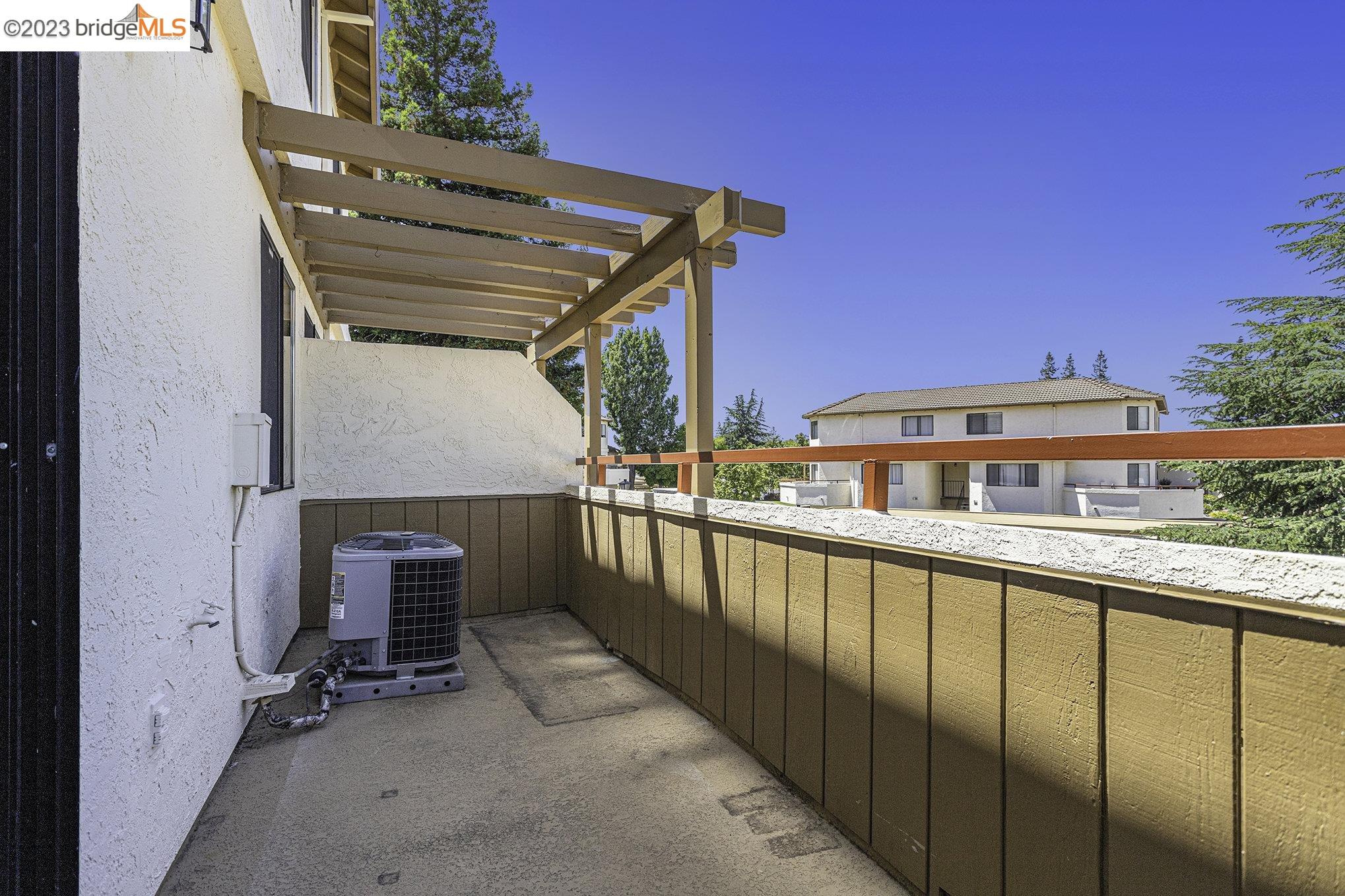 Photo #21: 41032982 Listing: Photo #21