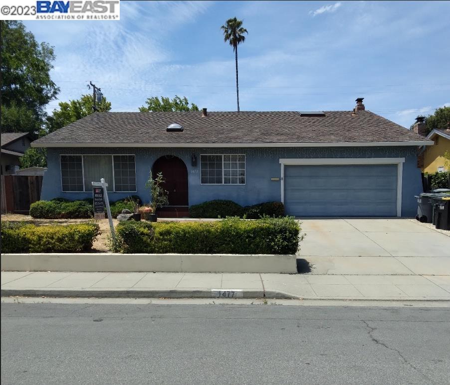 Detail Gallery Image 1 of 1 For 1477 Mallard Way, Sunnyvale,  CA 94087 - 4 Beds | 2 Baths