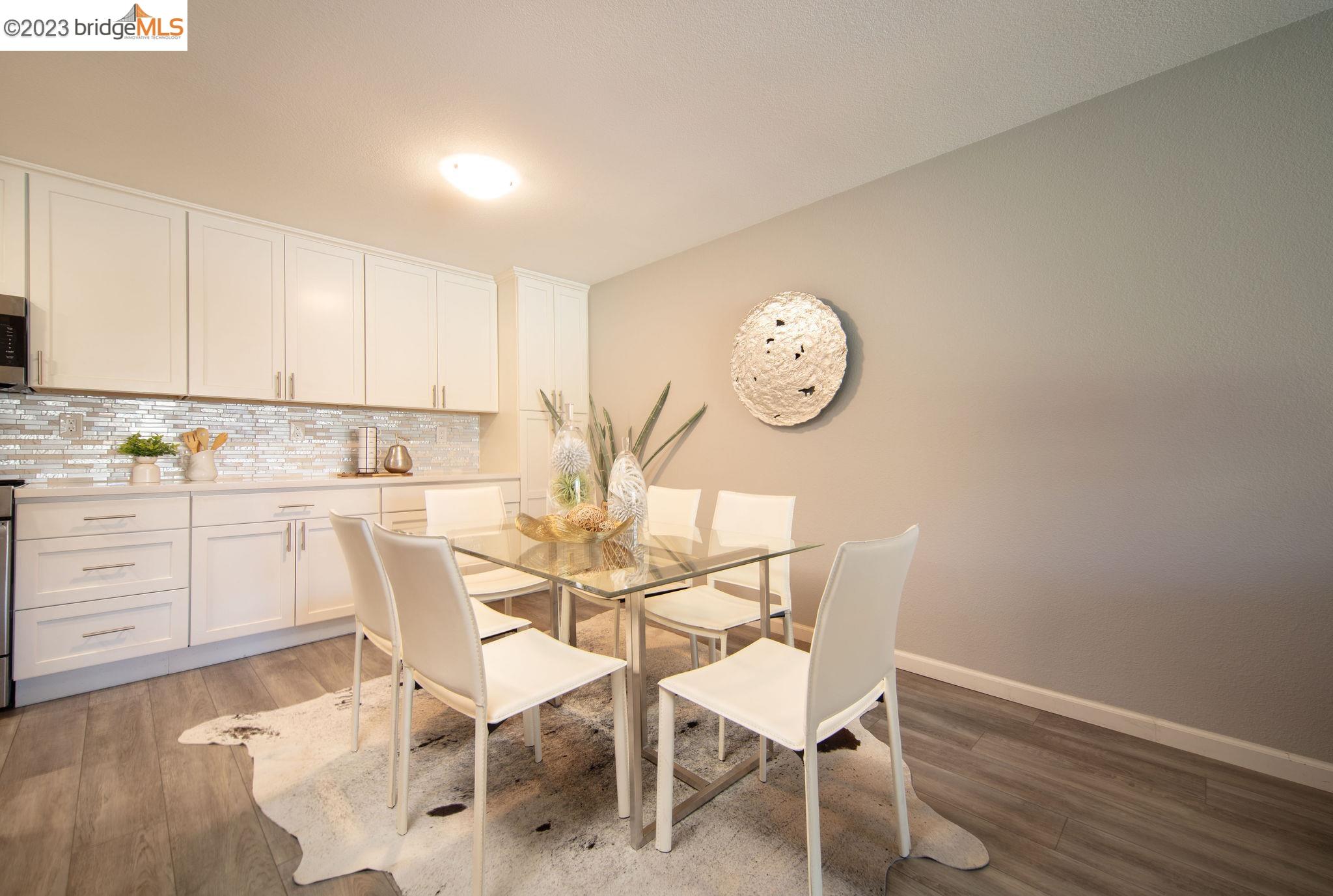 Photo #5: 41033183 Listing 