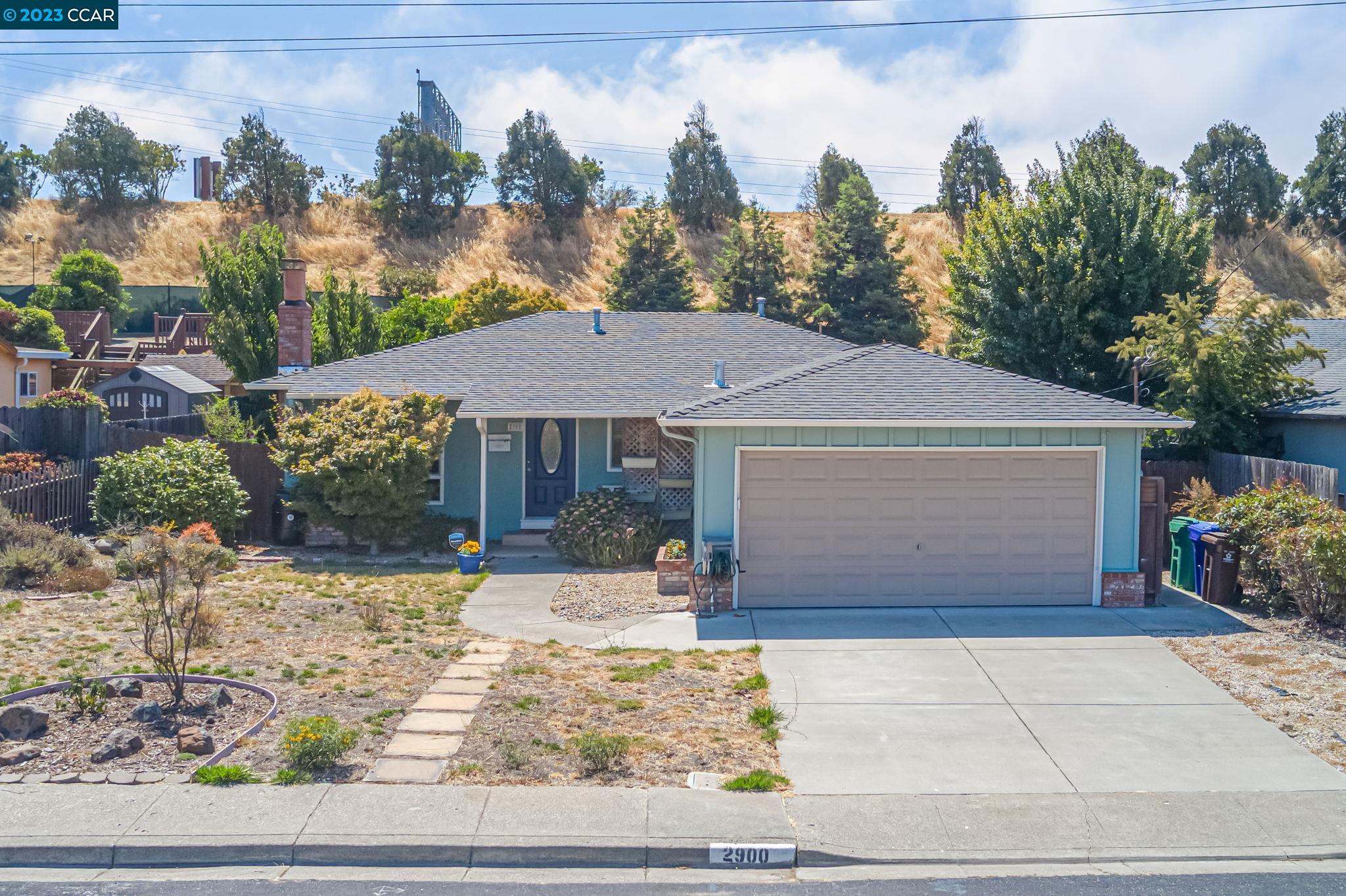 Detail Gallery Image 1 of 1 For 2900 Cornelius Dr, San Pablo,  CA 94806 - 3 Beds | 2 Baths