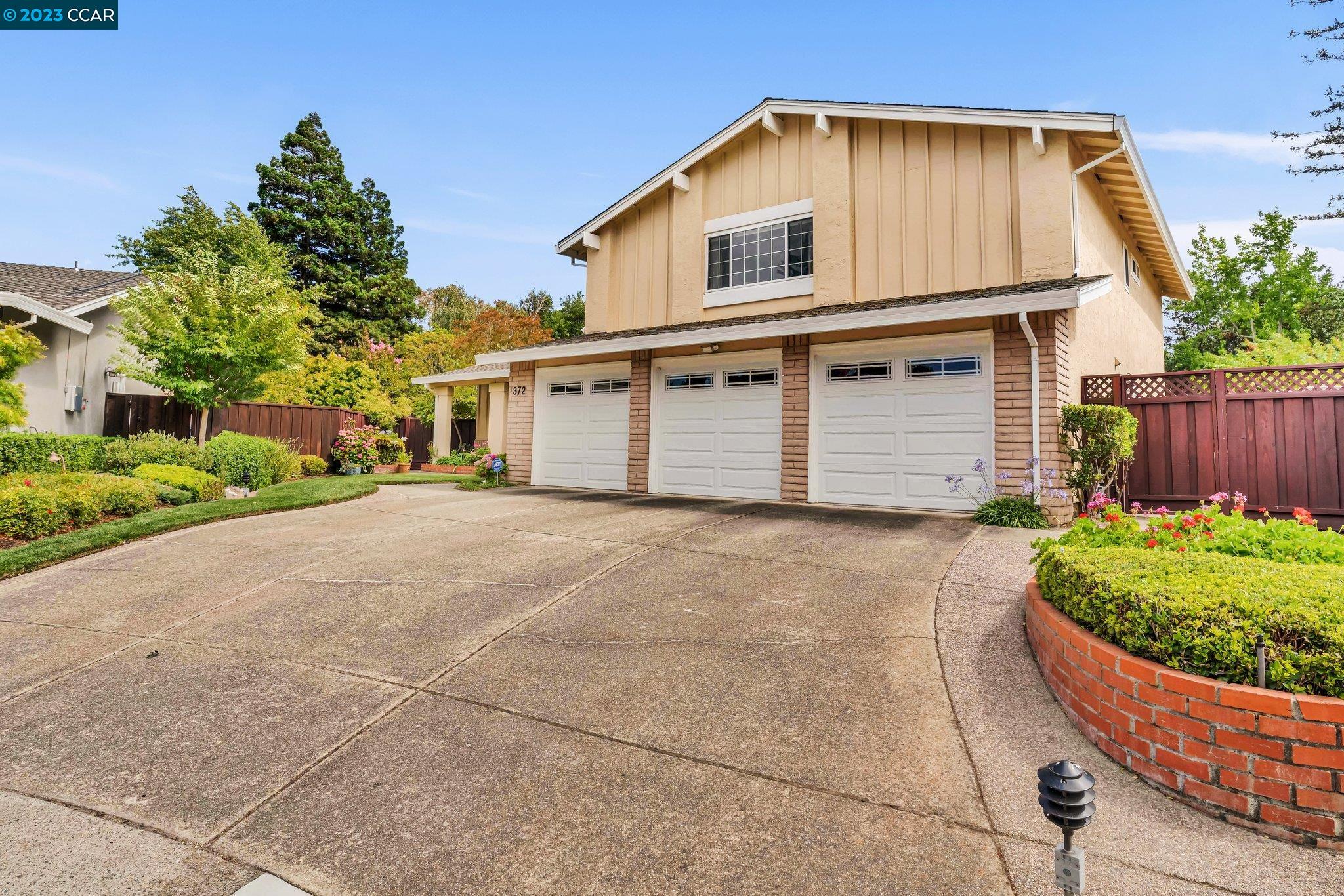 Detail Gallery Image 1 of 1 For 372 Cardona Cir, San Ramon,  CA 94583 - 4 Beds | 3 Baths