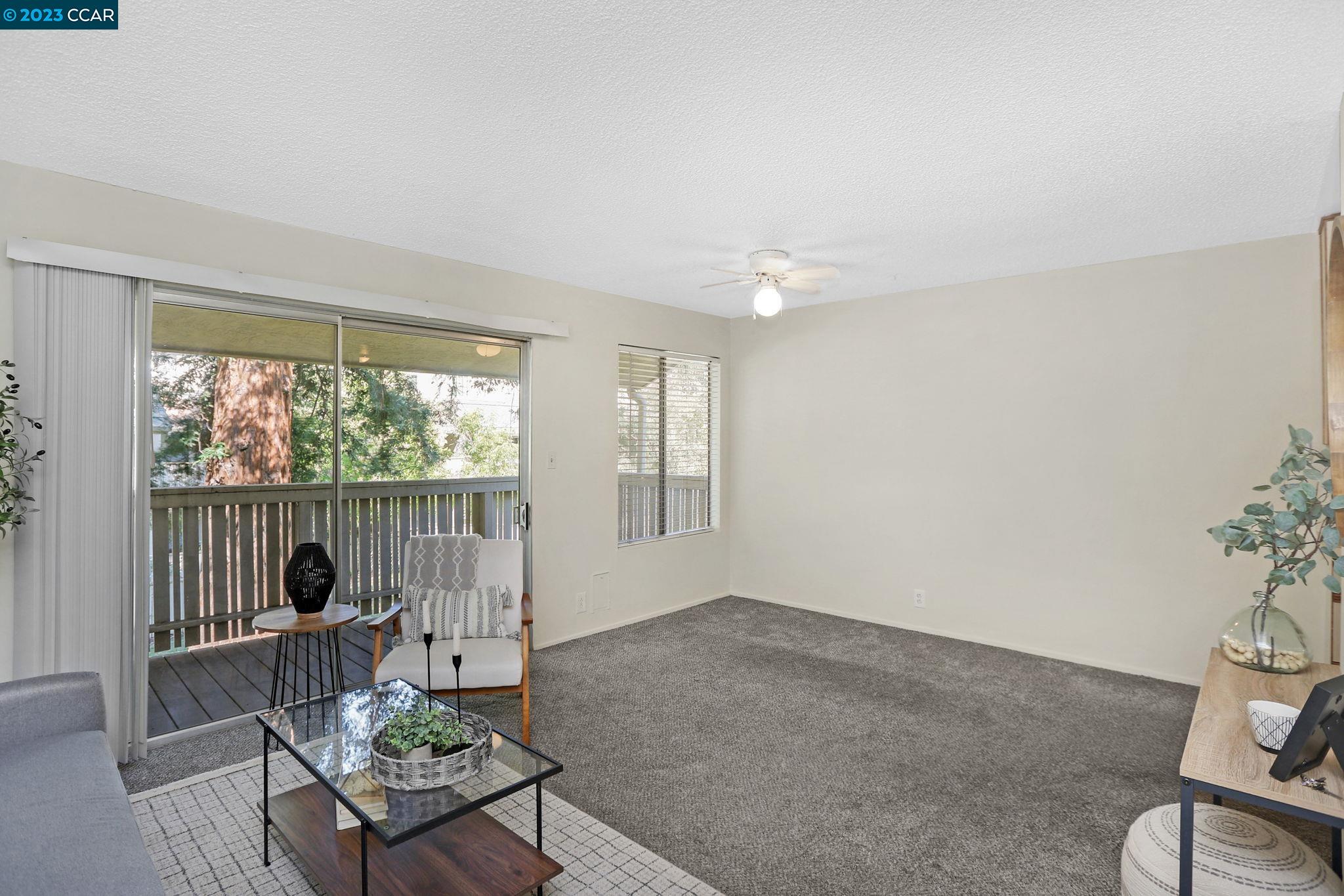 Photo #2: 41033709 Listing 