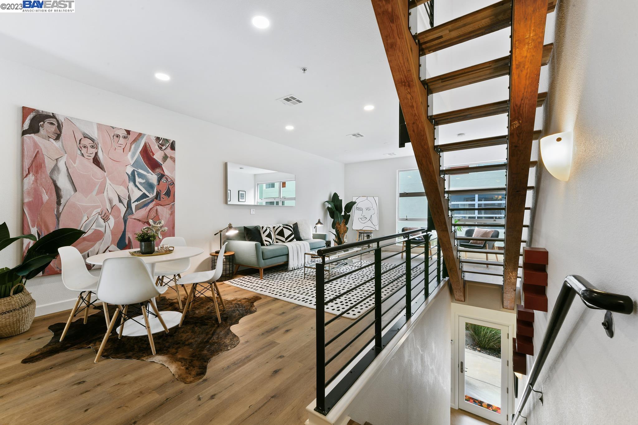 Photo #2: 41033845 Listing 