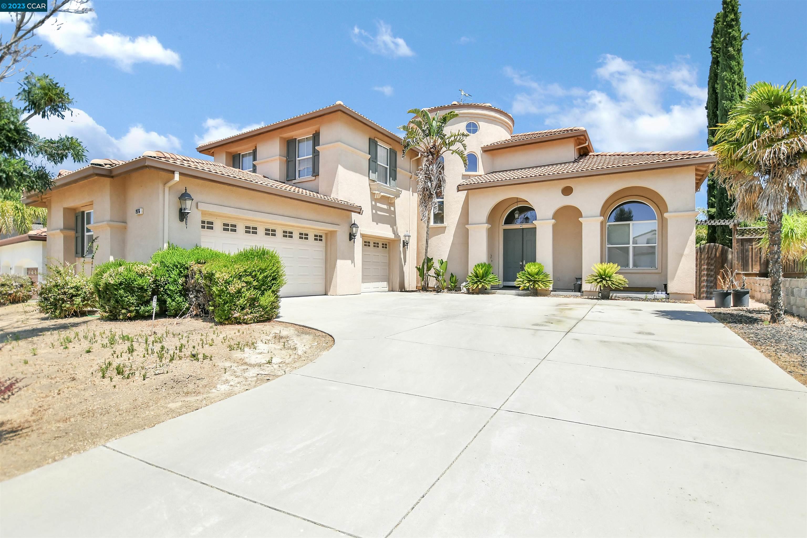 Detail Gallery Image 1 of 1 For 1976 Mount Henry Ct, Antioch,  CA 94531 - 4 Beds | 3 Baths