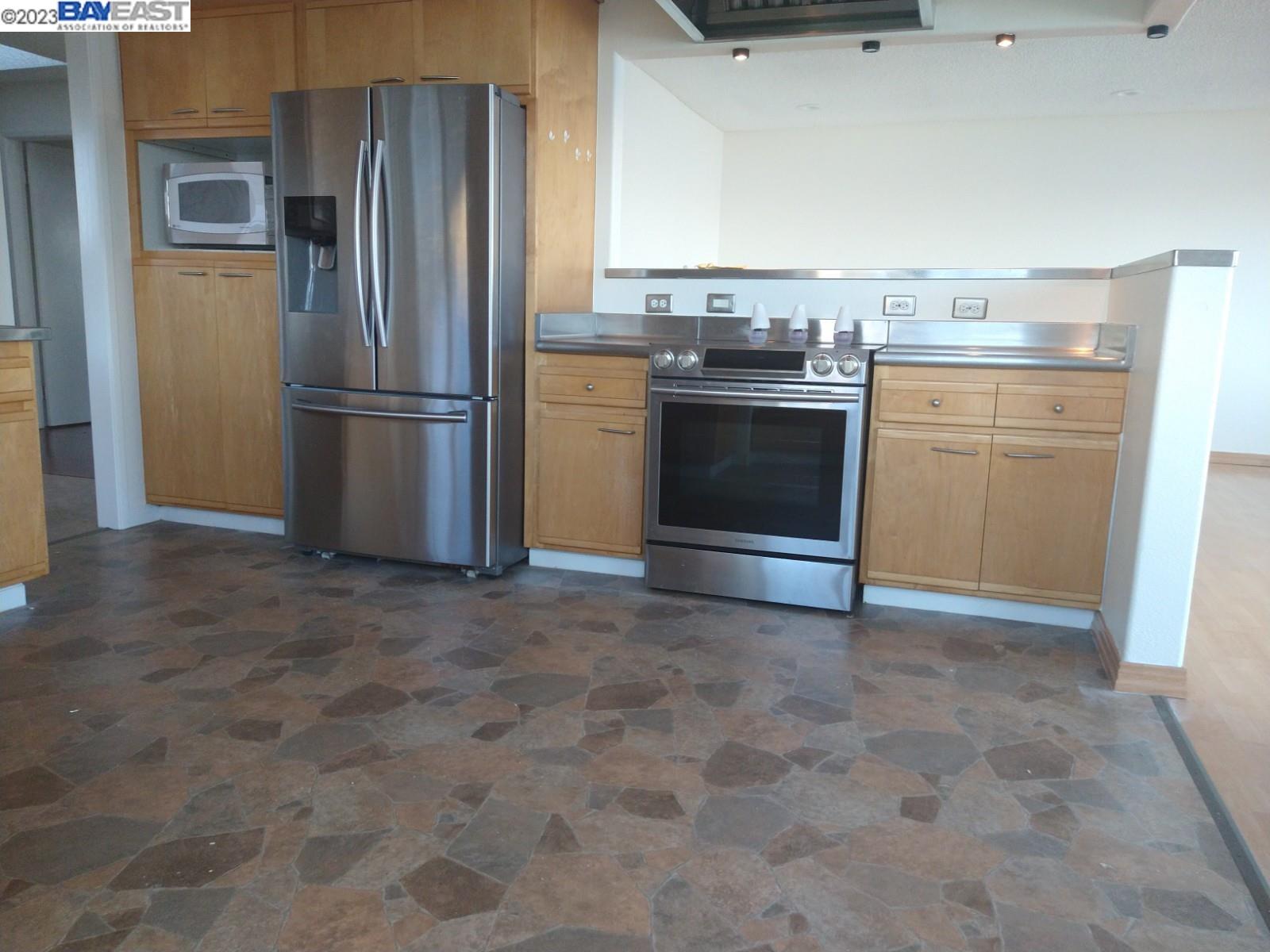Photo #2: 41033965 Listing 