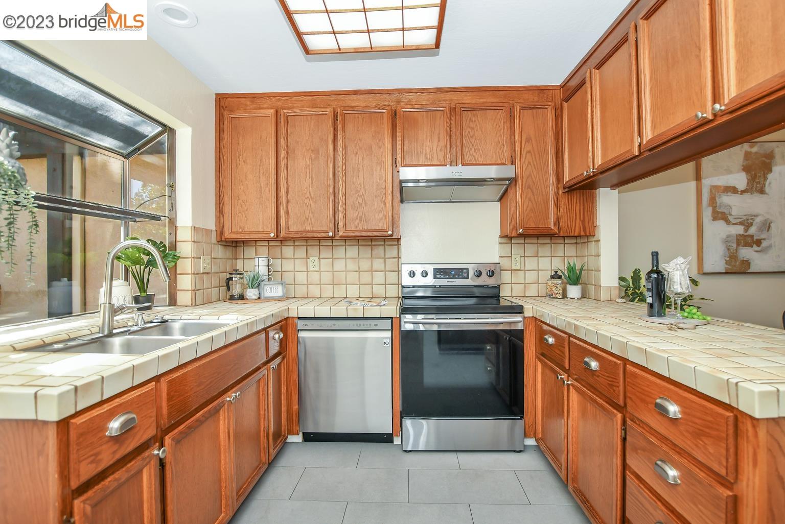 Photo #6: 41034094 Listing 